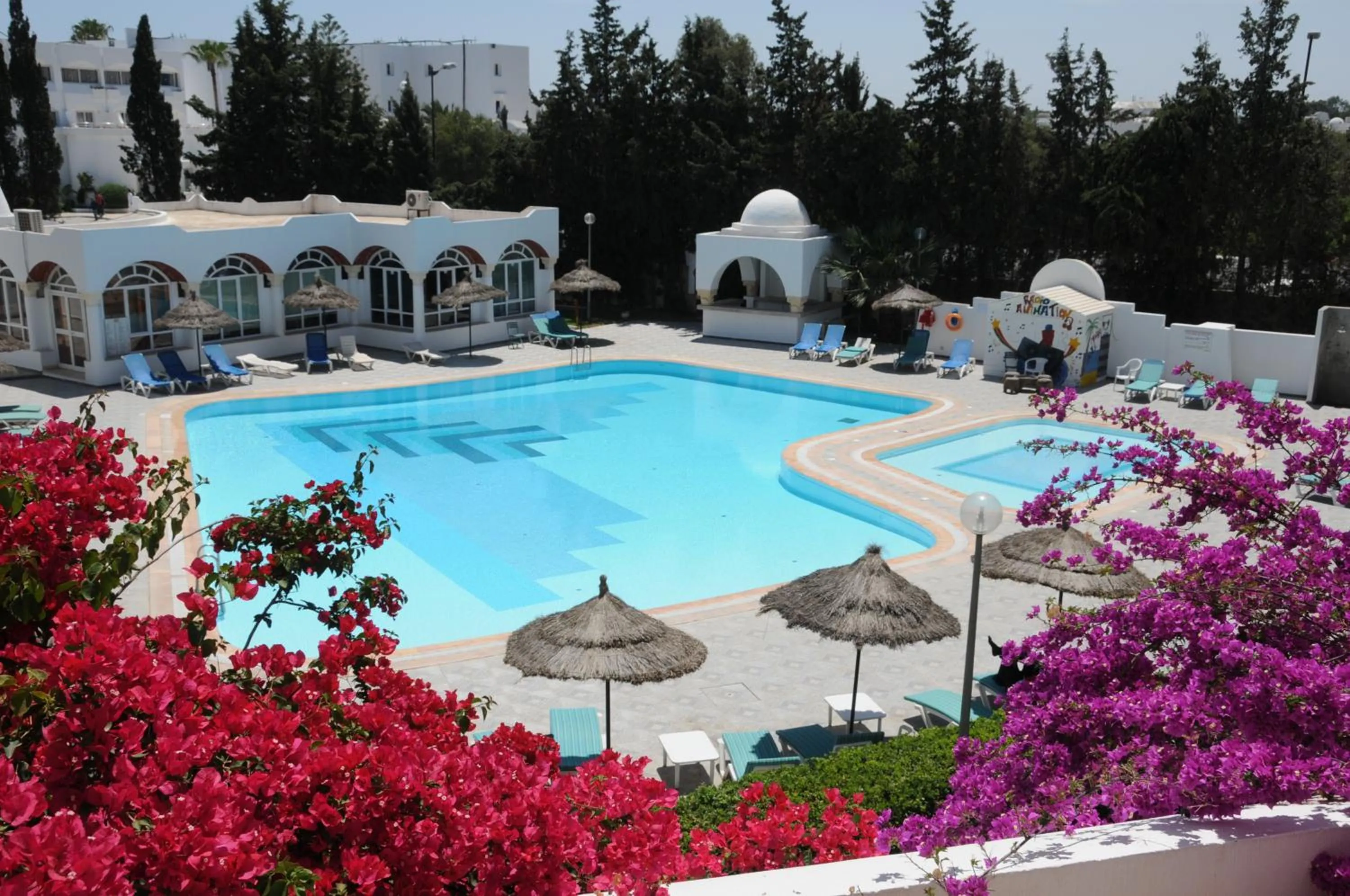 Pool view in Hotel Menara