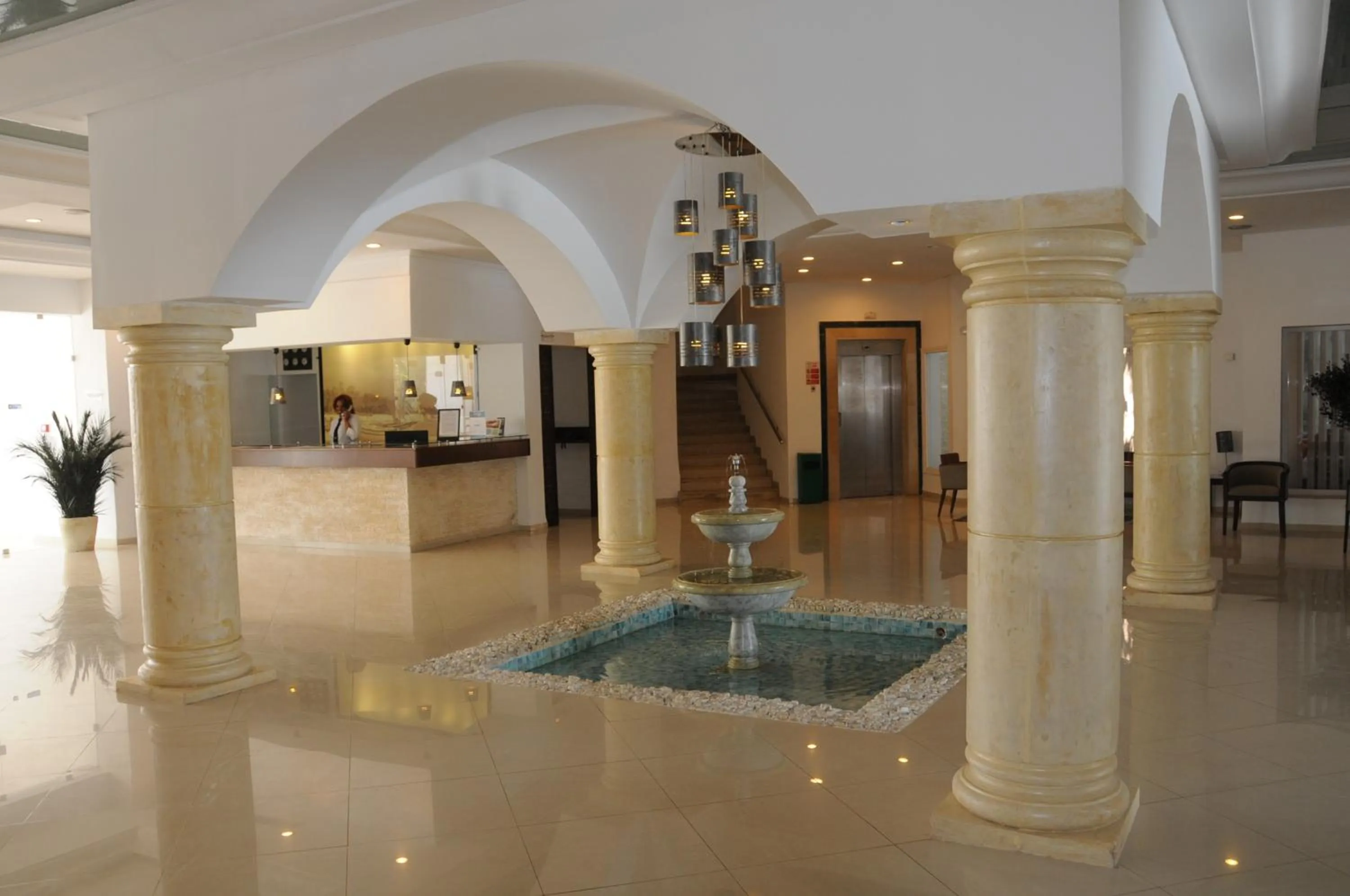 Lobby or reception in Hotel Menara