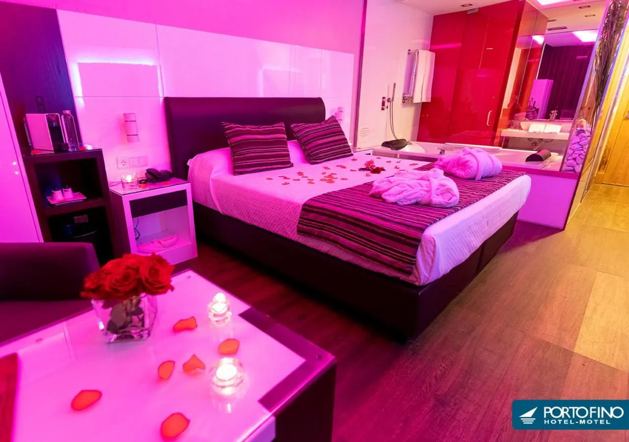 Bed in Motel Portofino