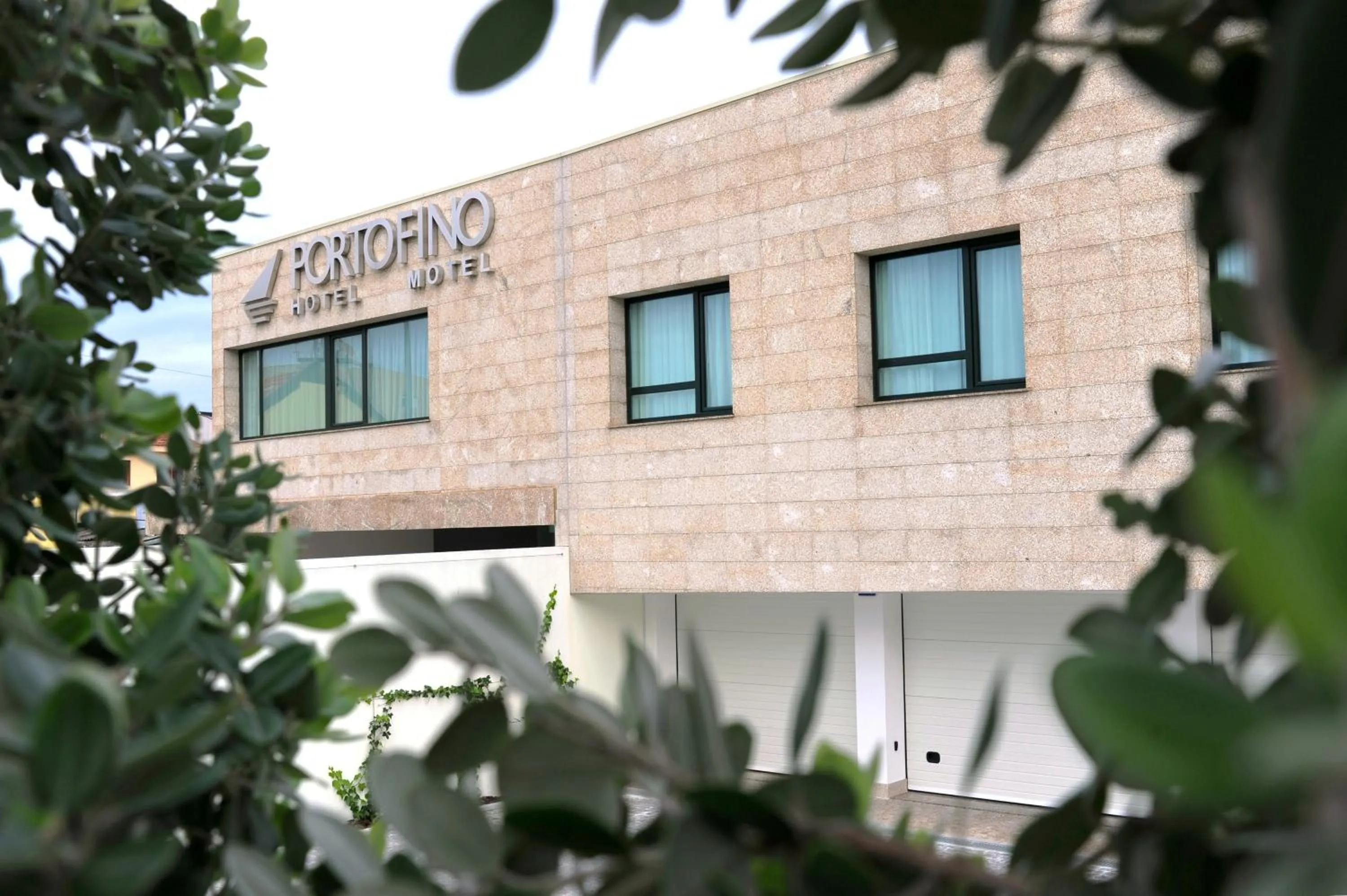 Property building in Motel Portofino