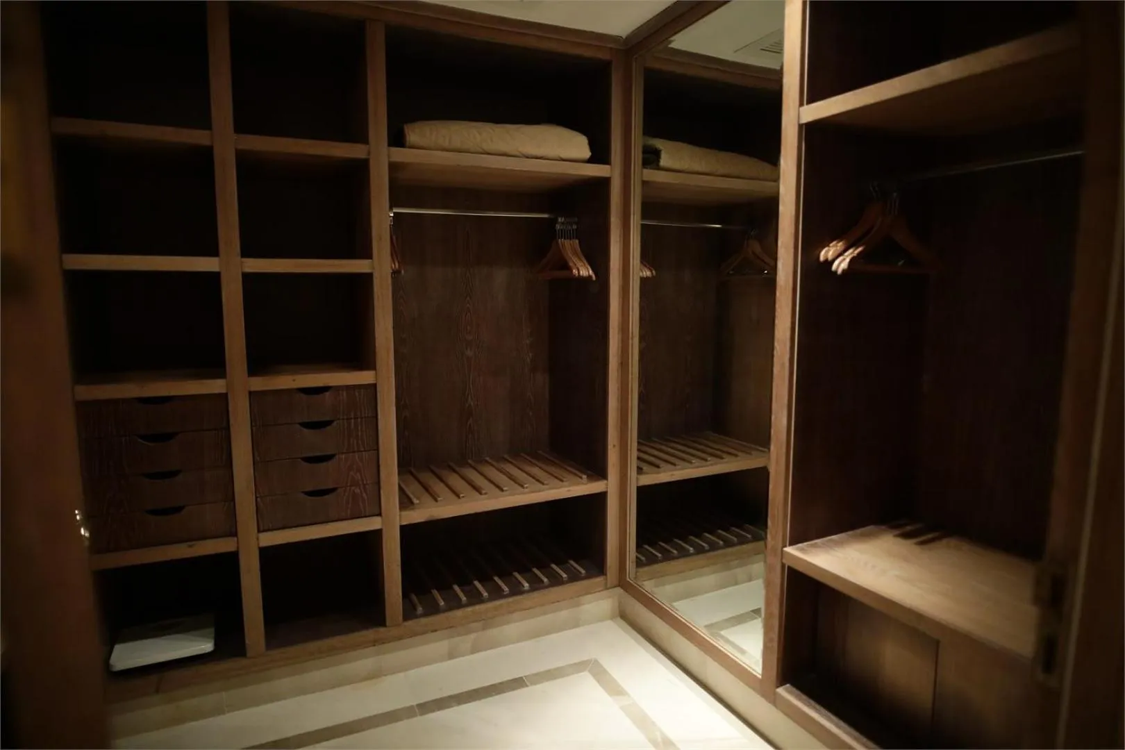 wardrobe in Hasdrubal Prestige Thalassa & Spa Djerba