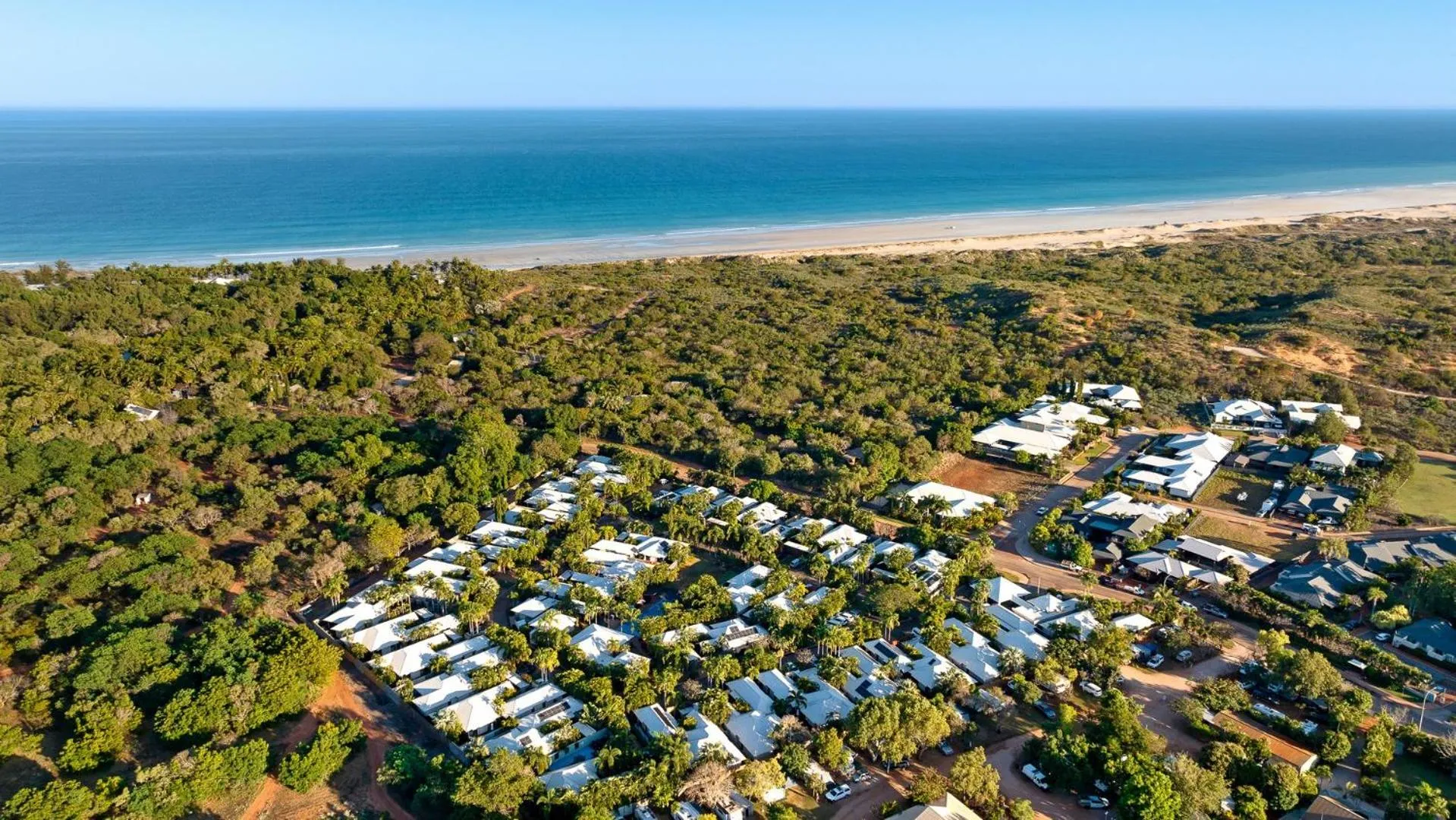Bird's eye view in The Pearle of Cable Beach