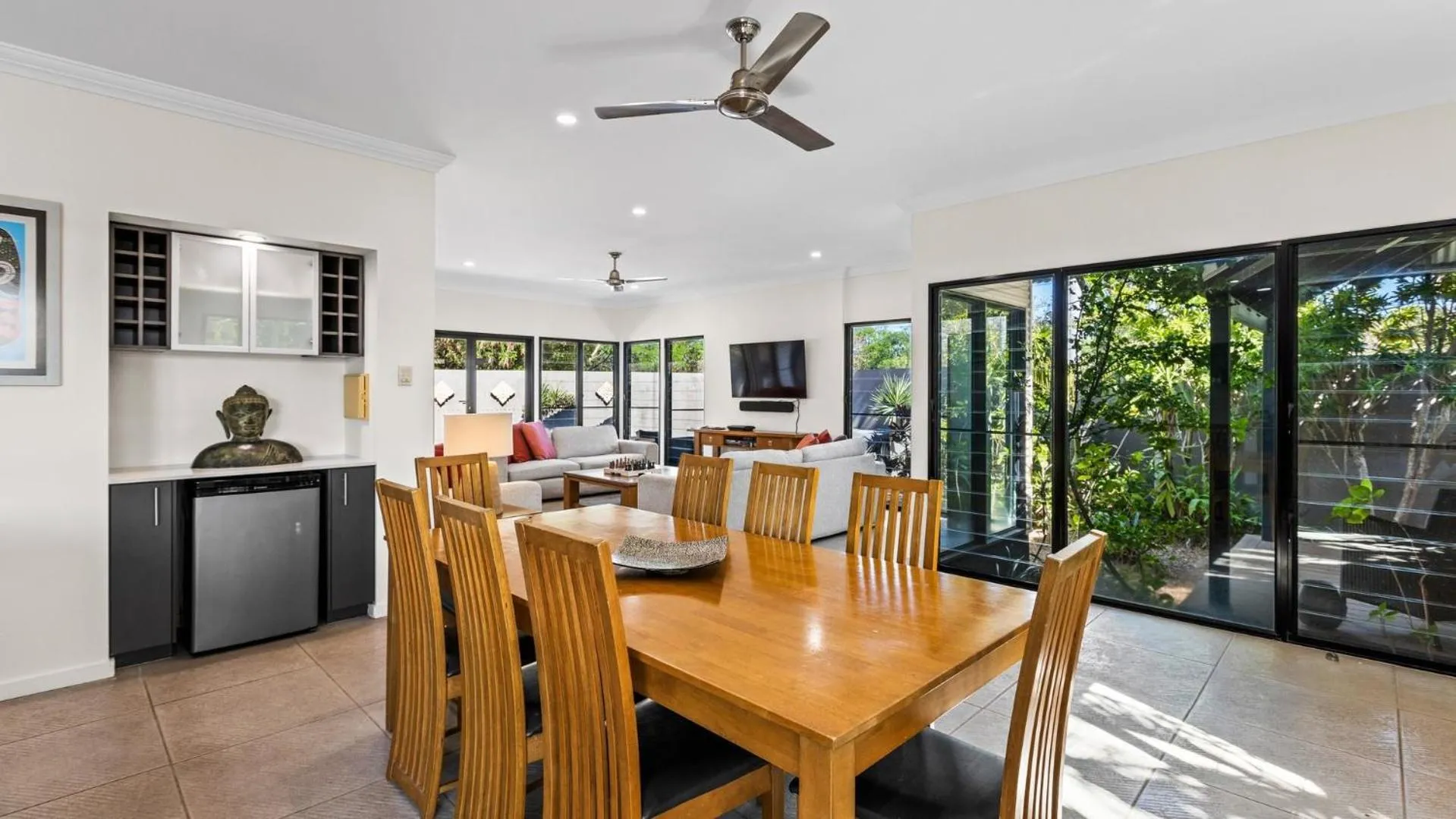 Kitchen or kitchenette in The Pearle of Cable Beach