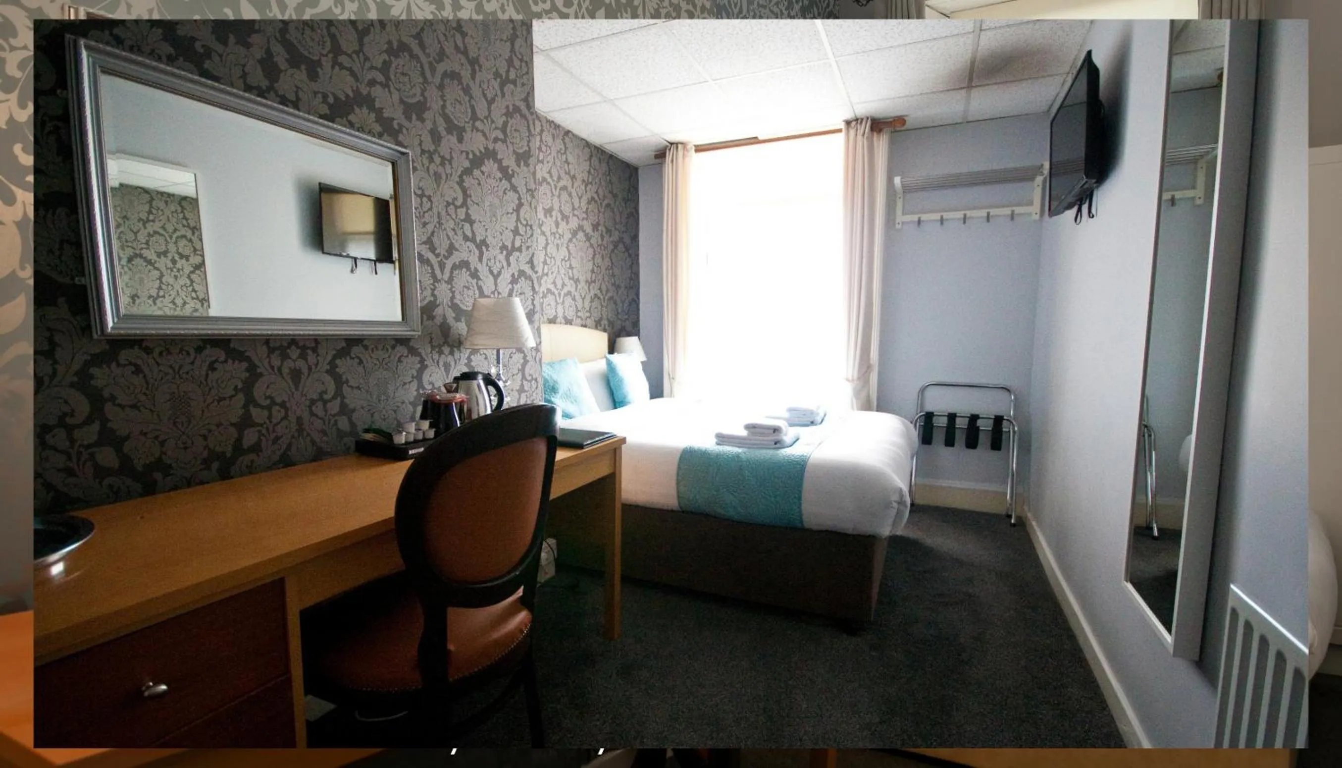 Bedroom, Bed in Clifden House by Nina