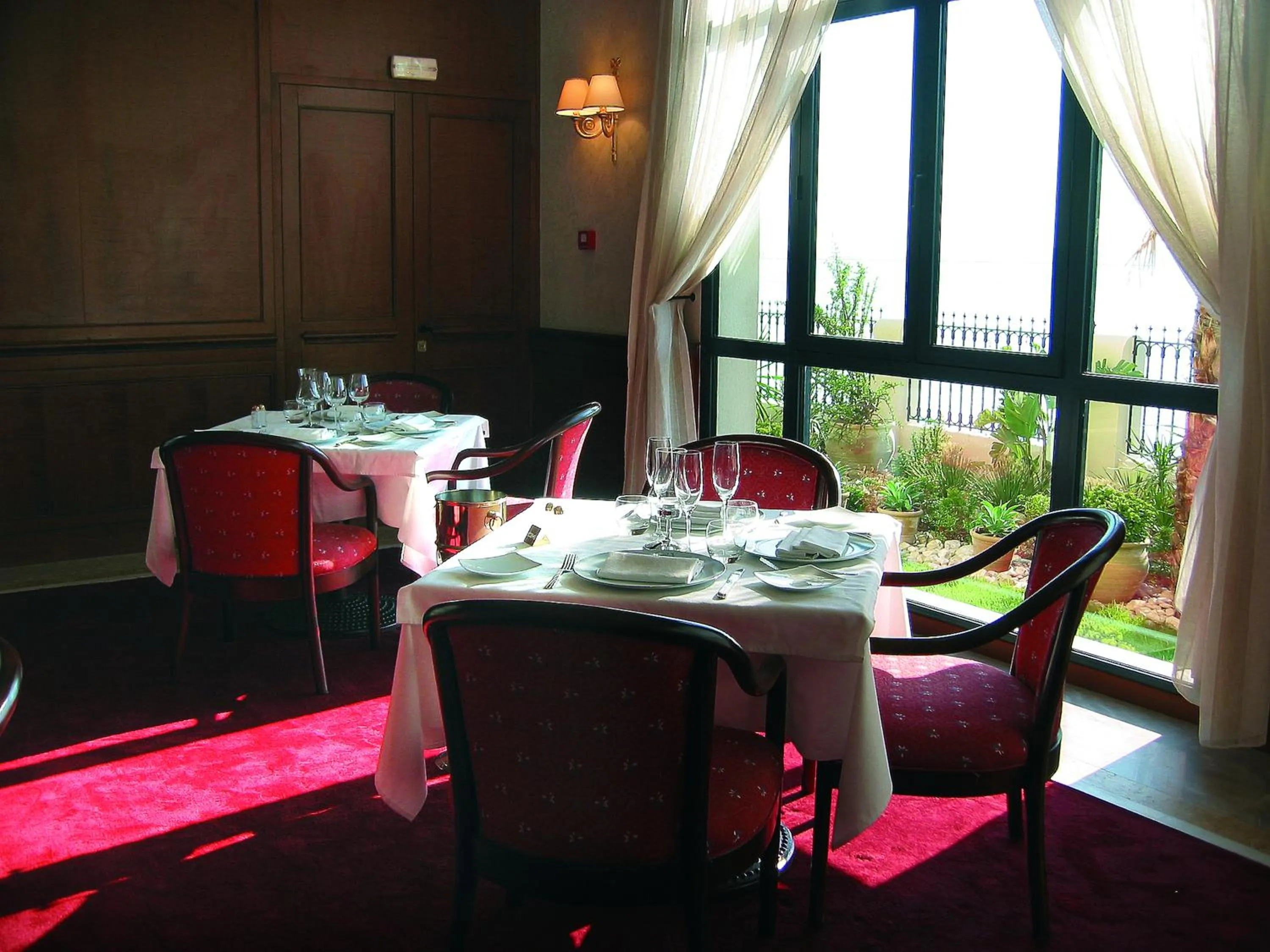 Restaurant/places to eat in Concorde Les Berges du Lac