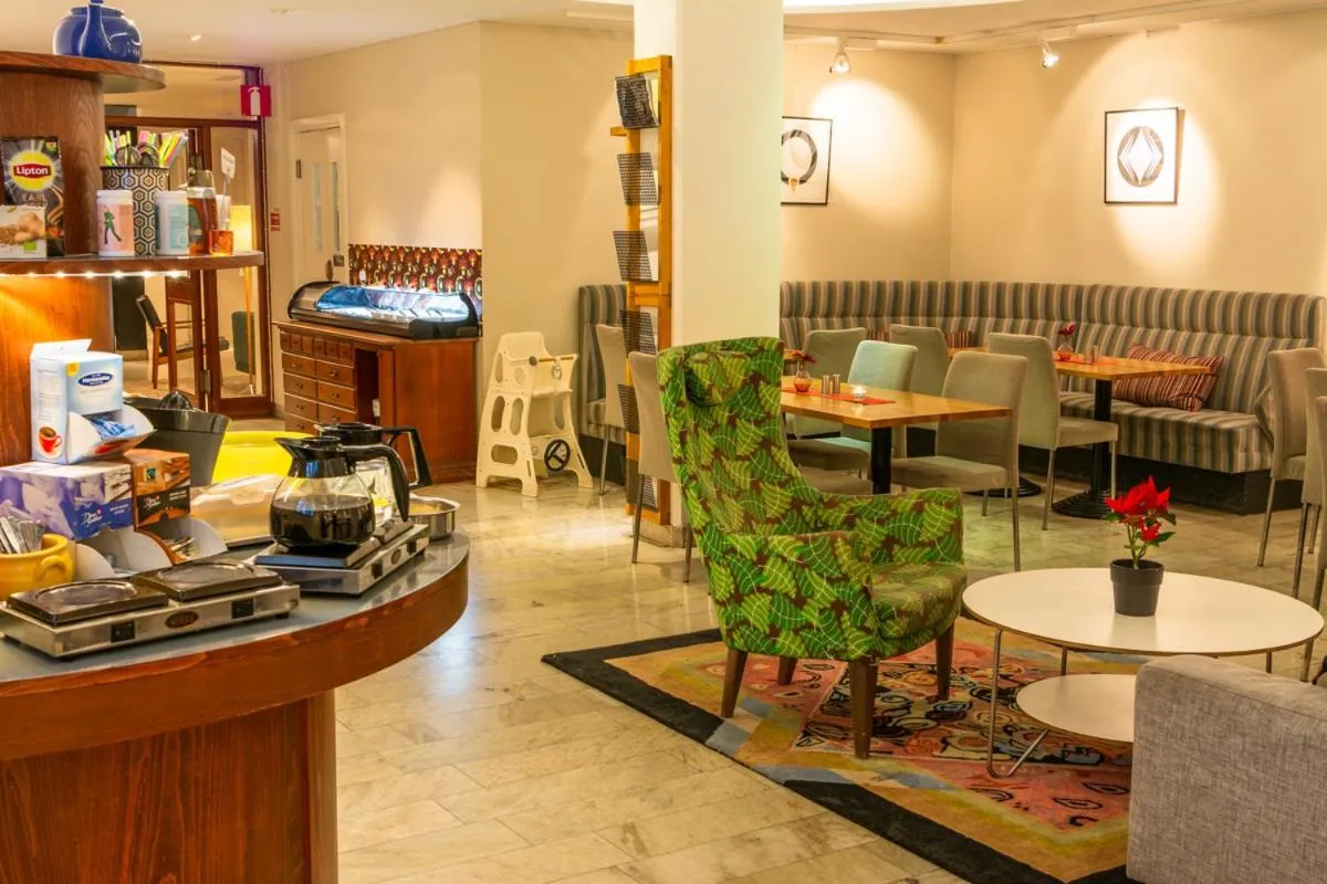 Breakfast in Teaterhotellet