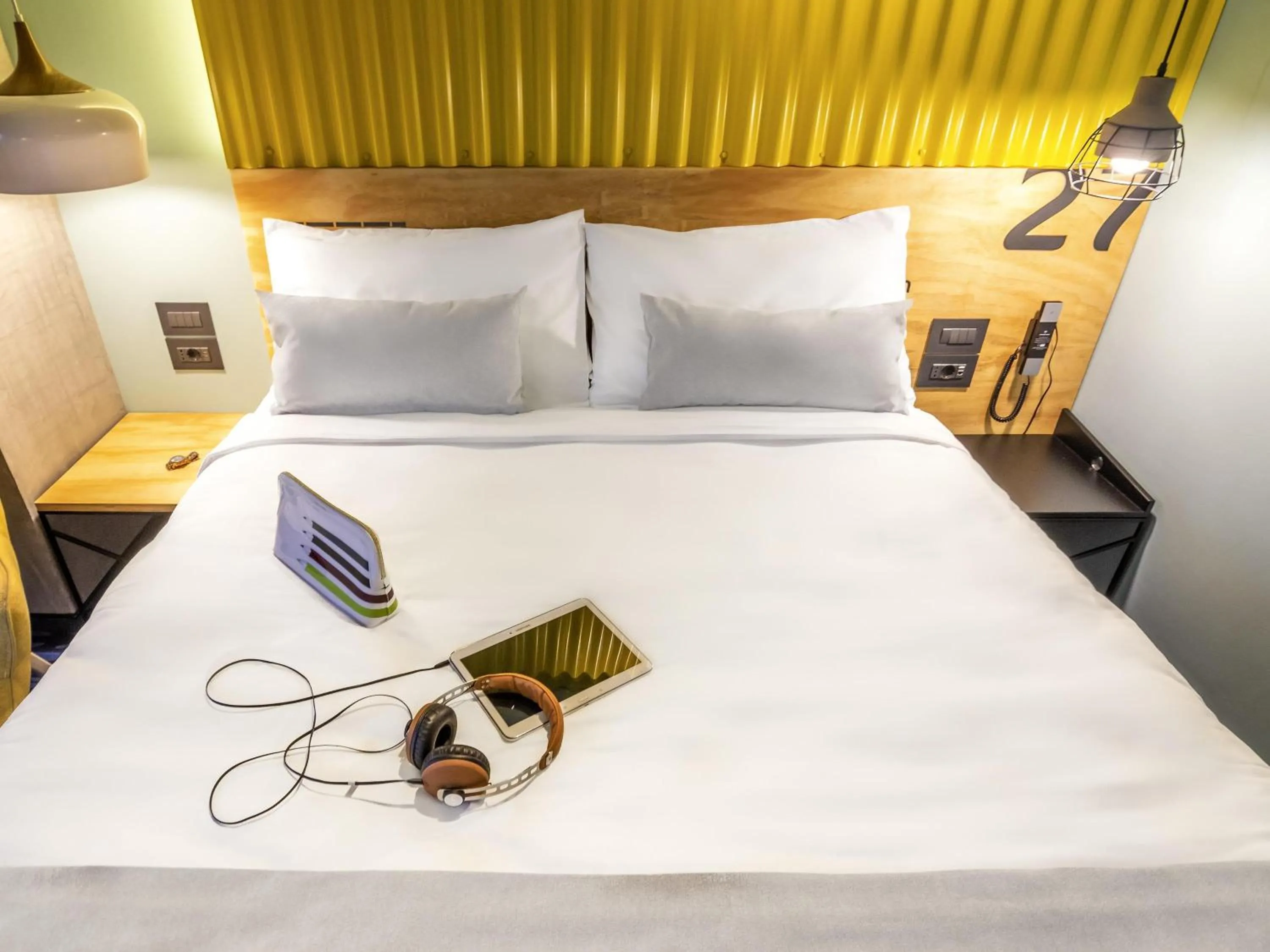 Bedroom, Bed in ibis Styles Bucharest Erbas