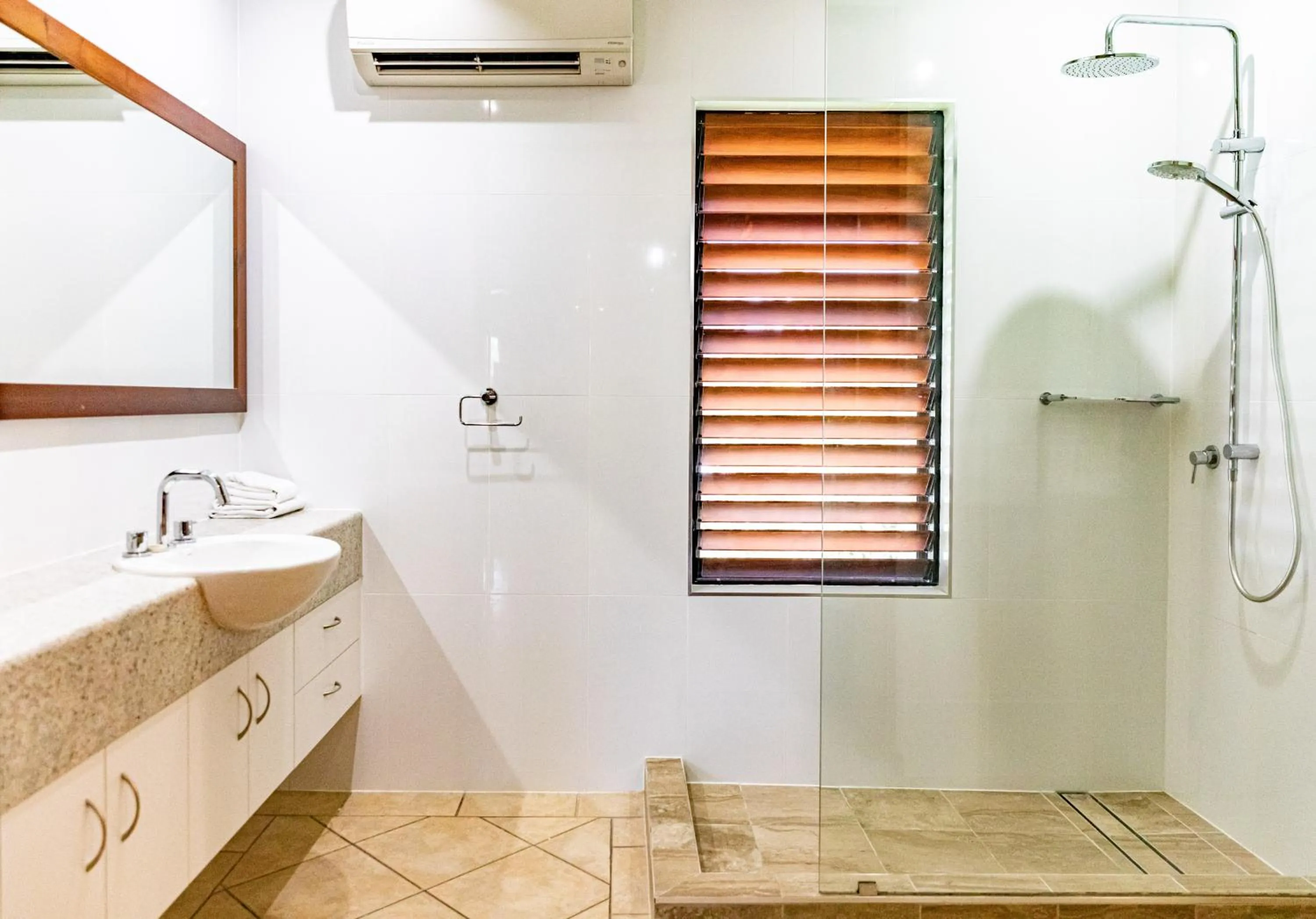 Shower in Hibiscus Resort & Spa - Official Onsite Reception & Check In