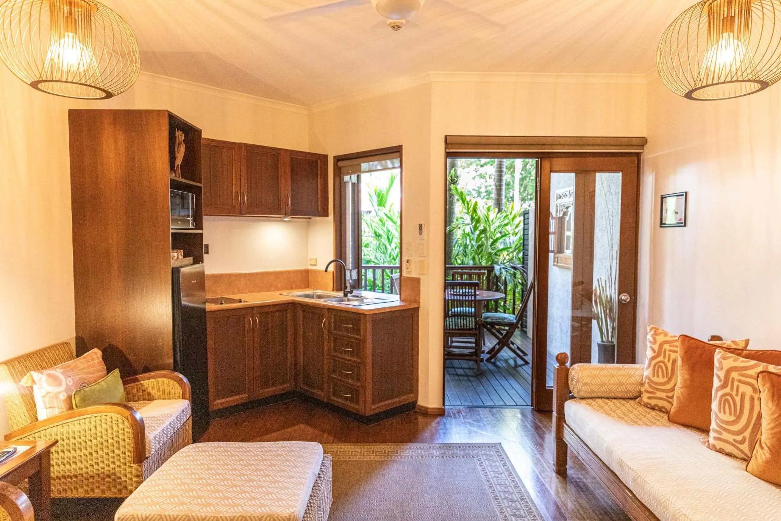 Kitchen or kitchenette in Hibiscus Resort & Spa - Official Onsite Reception & Check In