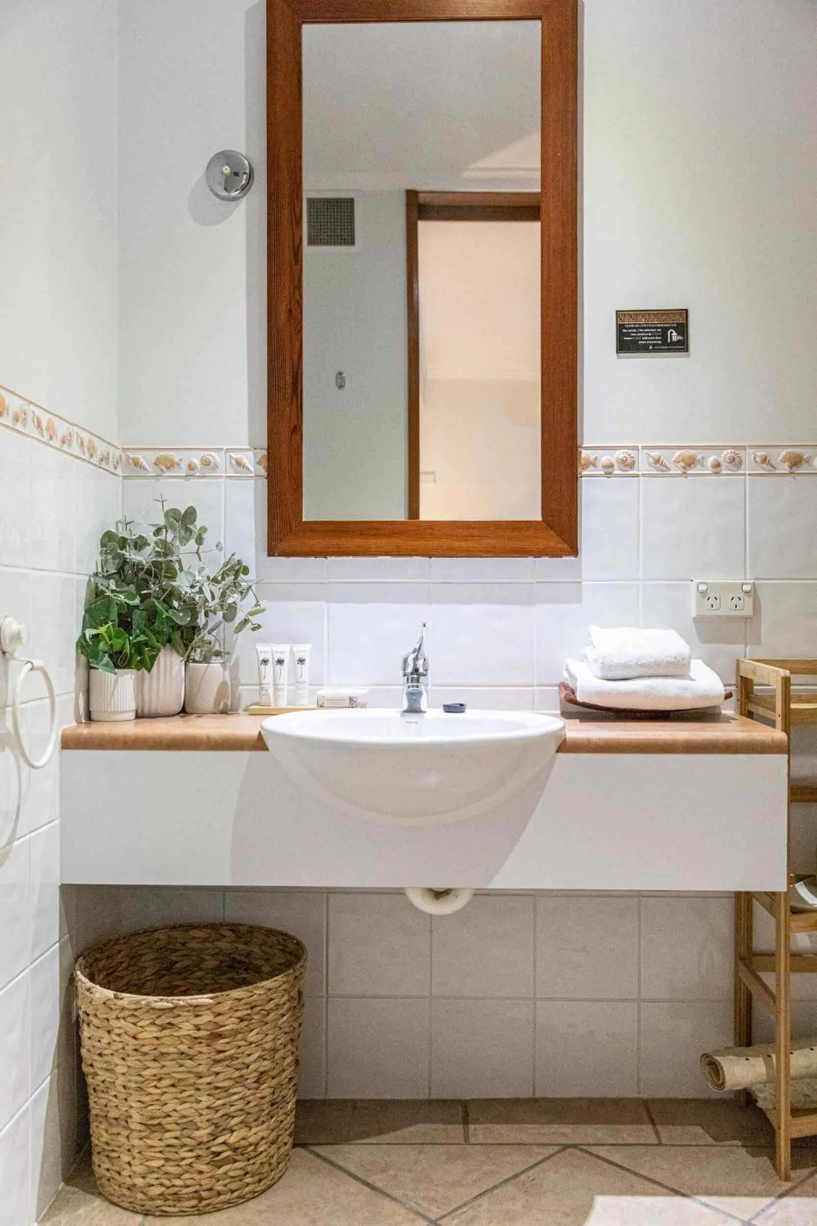 Bathroom in Hibiscus Resort & Spa - Official Onsite Reception & Check In