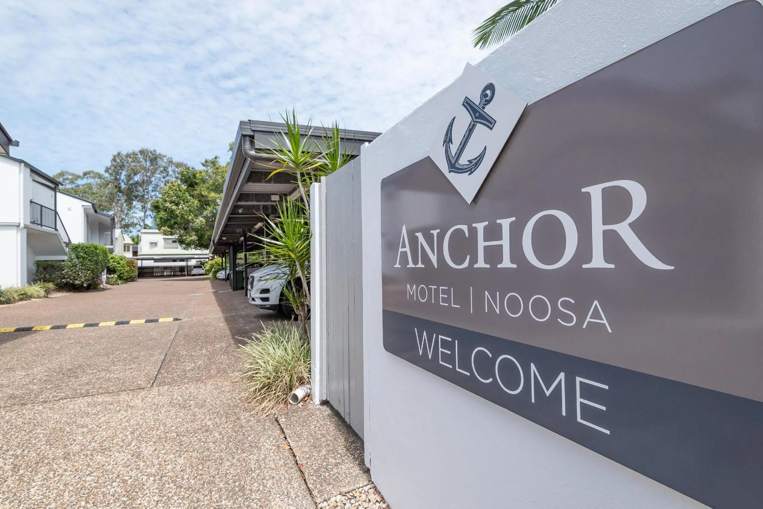 Property building in Anchor Motel Noosa