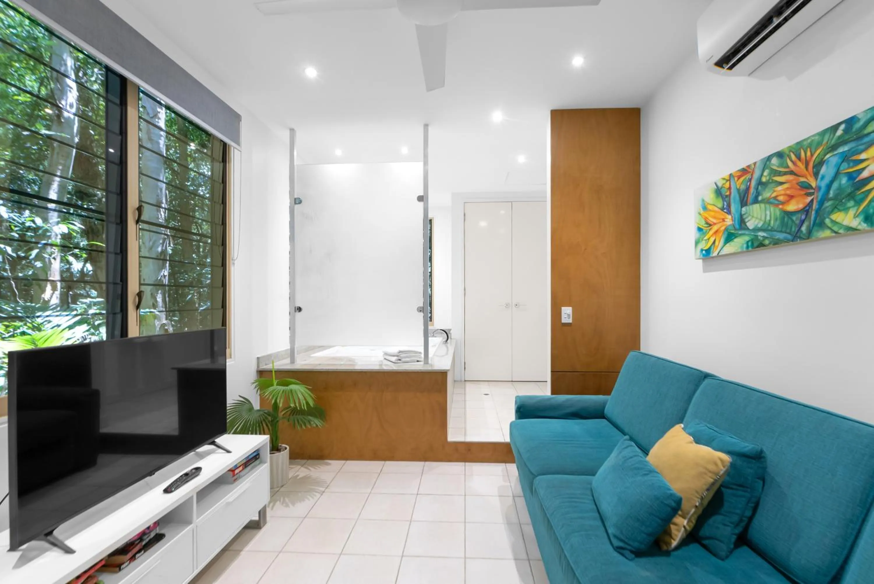 TV and multimedia in Sanctuary Palm Cove