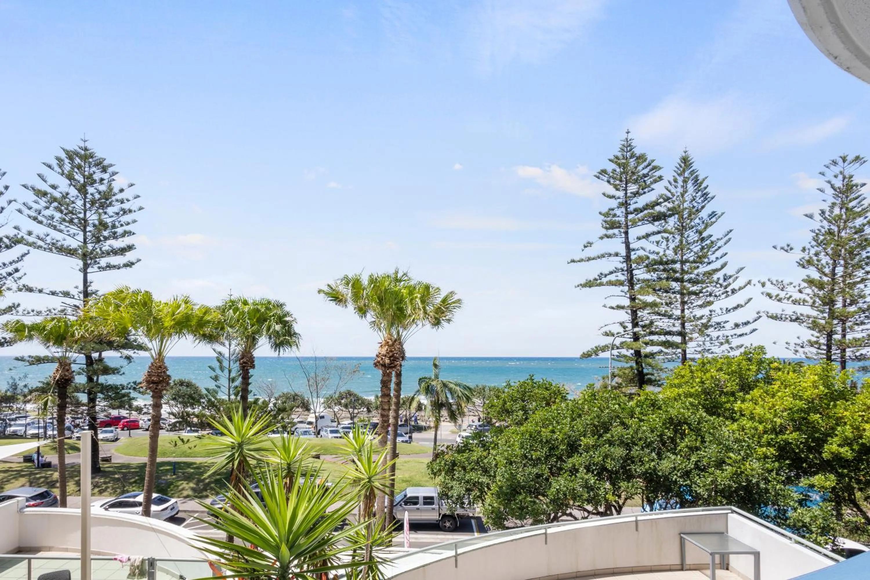 Sea view in Malibu Apartments