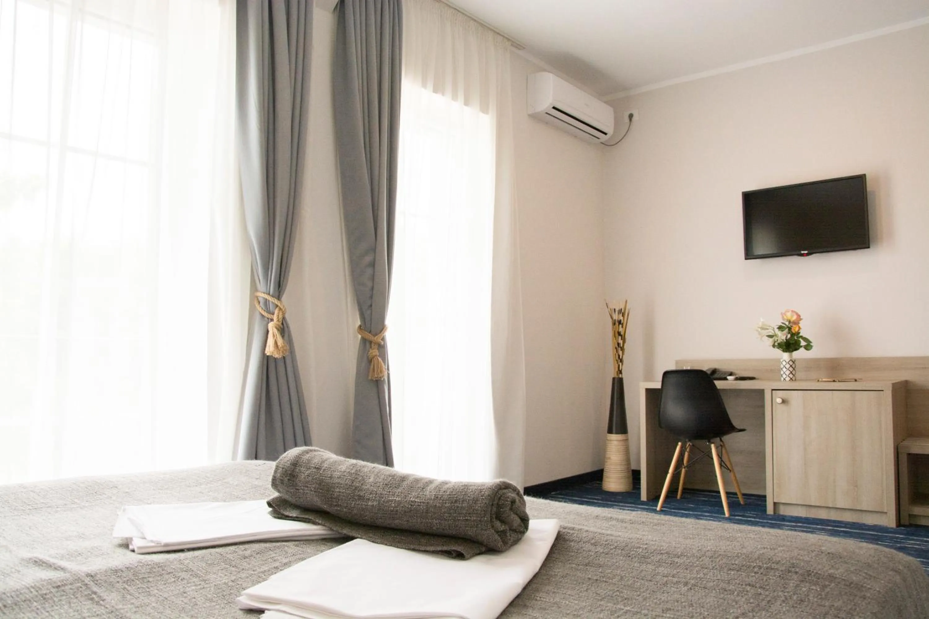 Photo of the whole room, Bed in Hotel Victoria