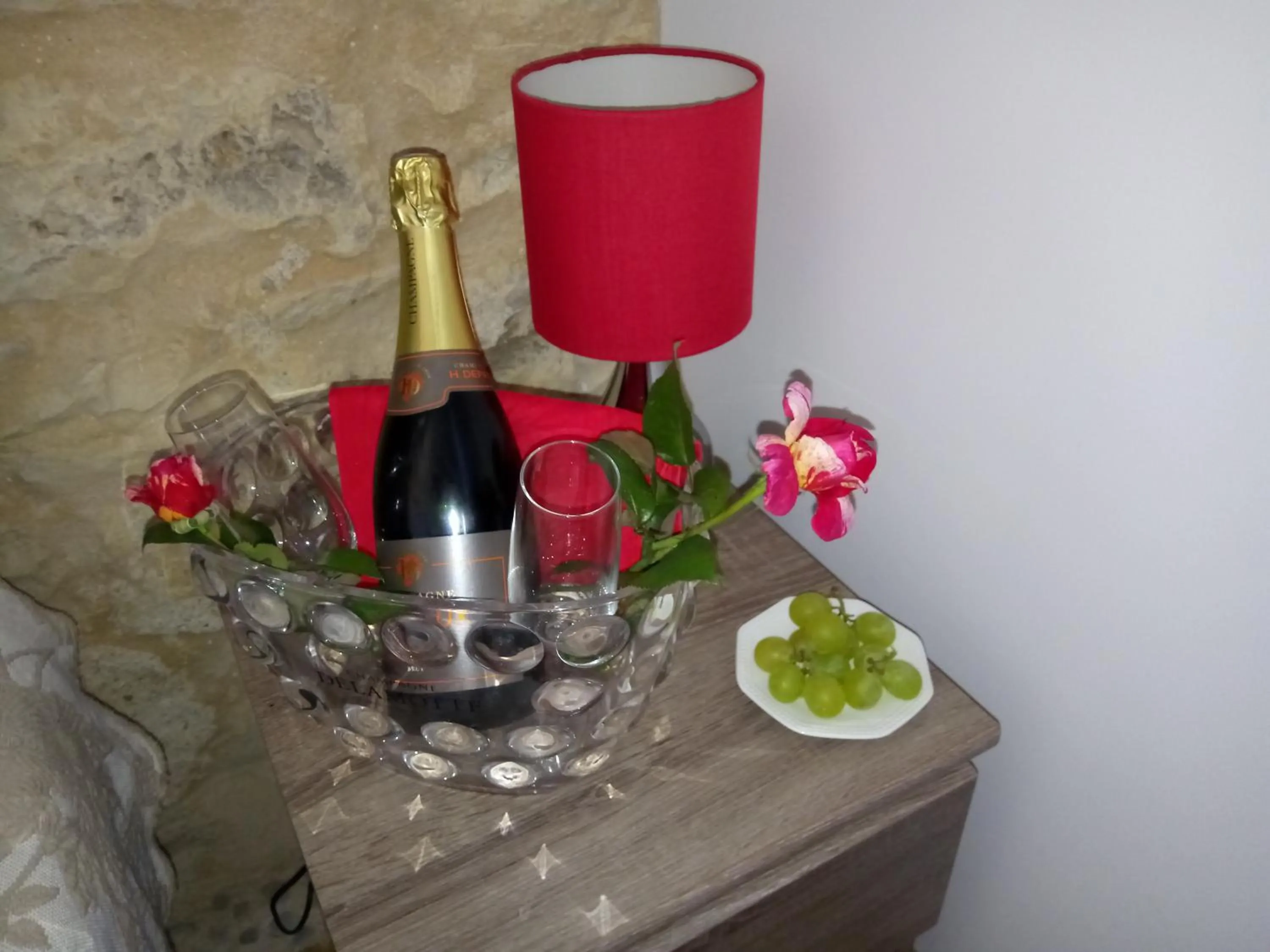 Drinks in La Mirabelle