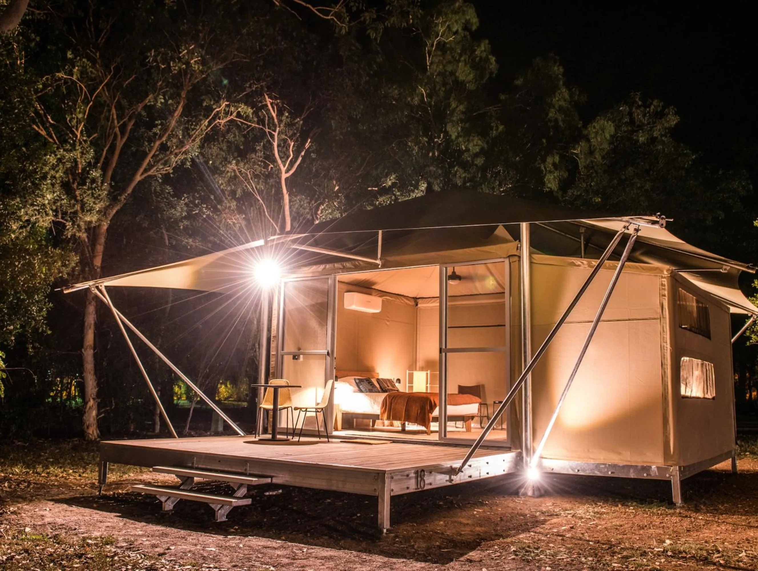 Photo of the whole room in Cooinda Lodge Kakadu