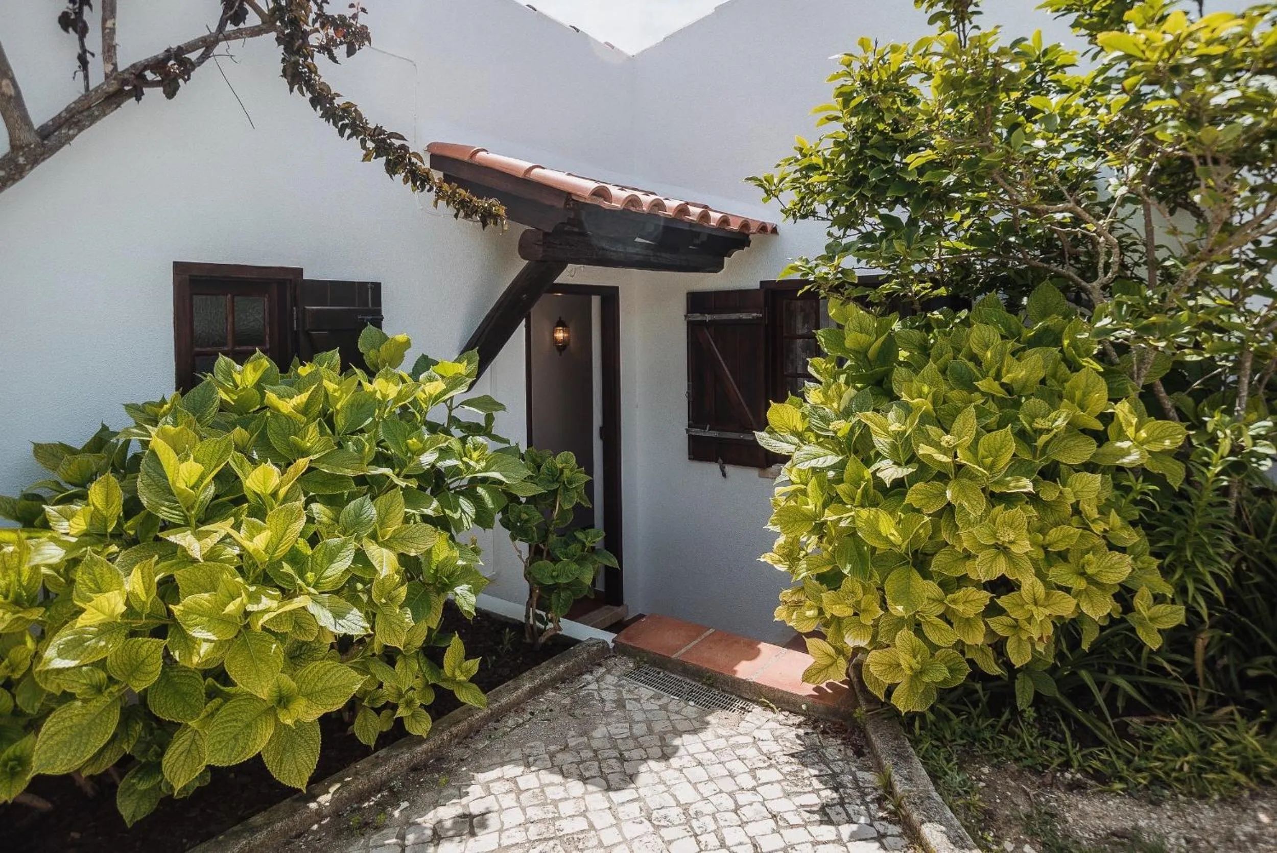 Property building in Surf Vilas by Laneez Ericeira