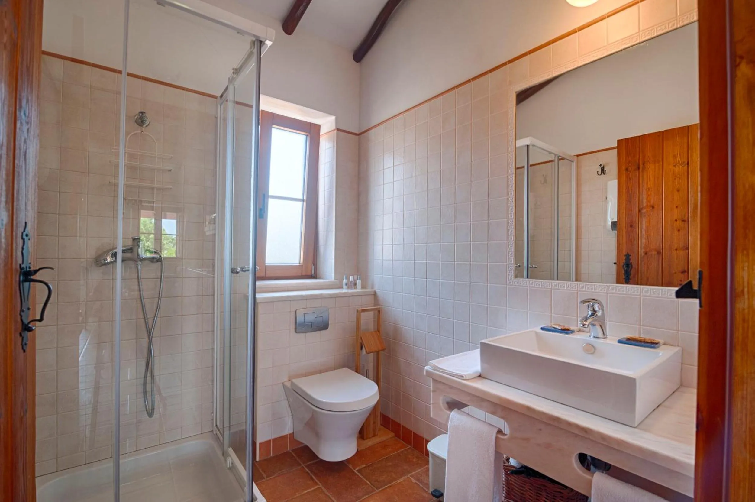 Photo of the whole room in Monte Da Galrixa