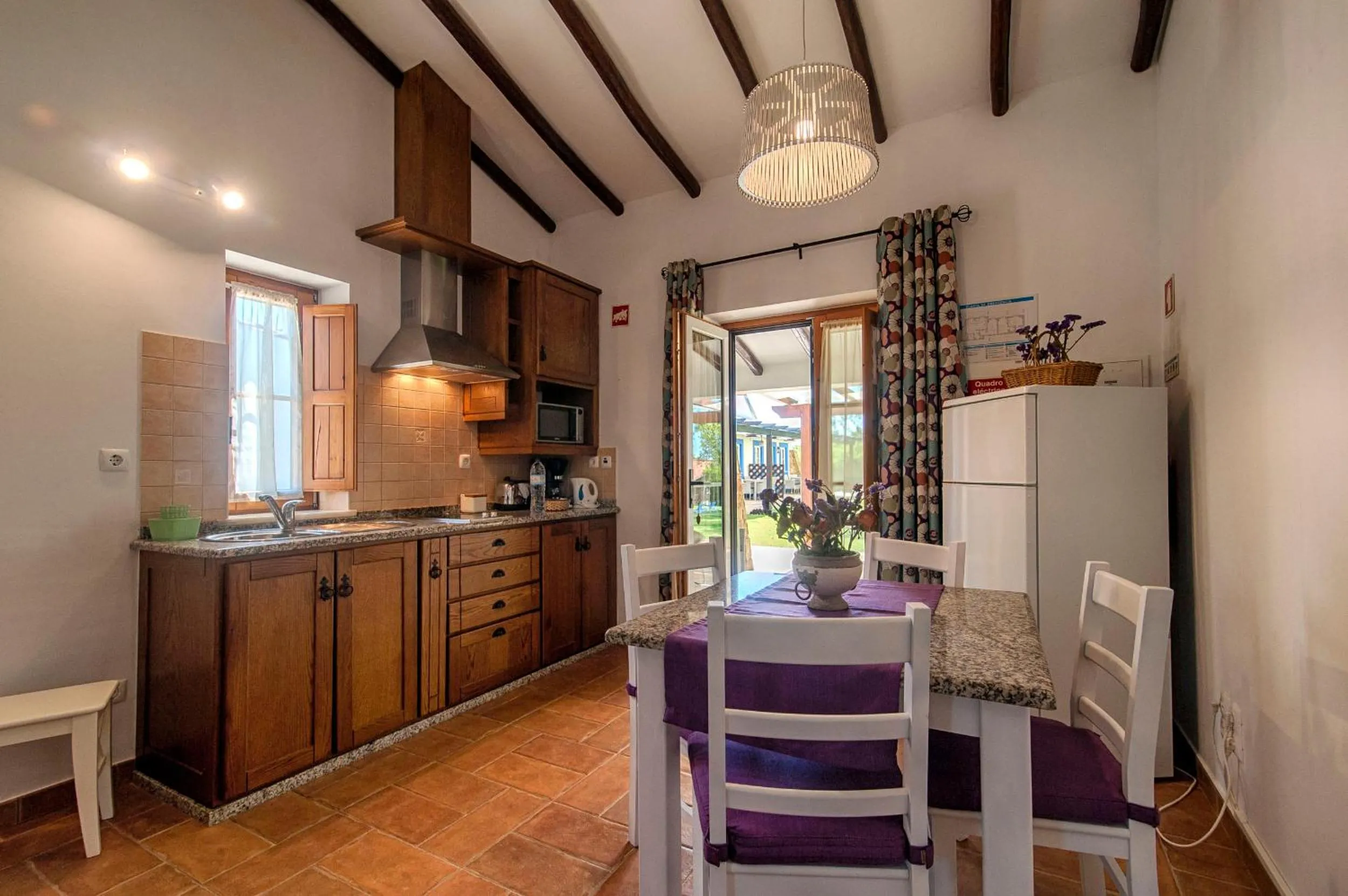 Photo of the whole room in Monte Da Galrixa