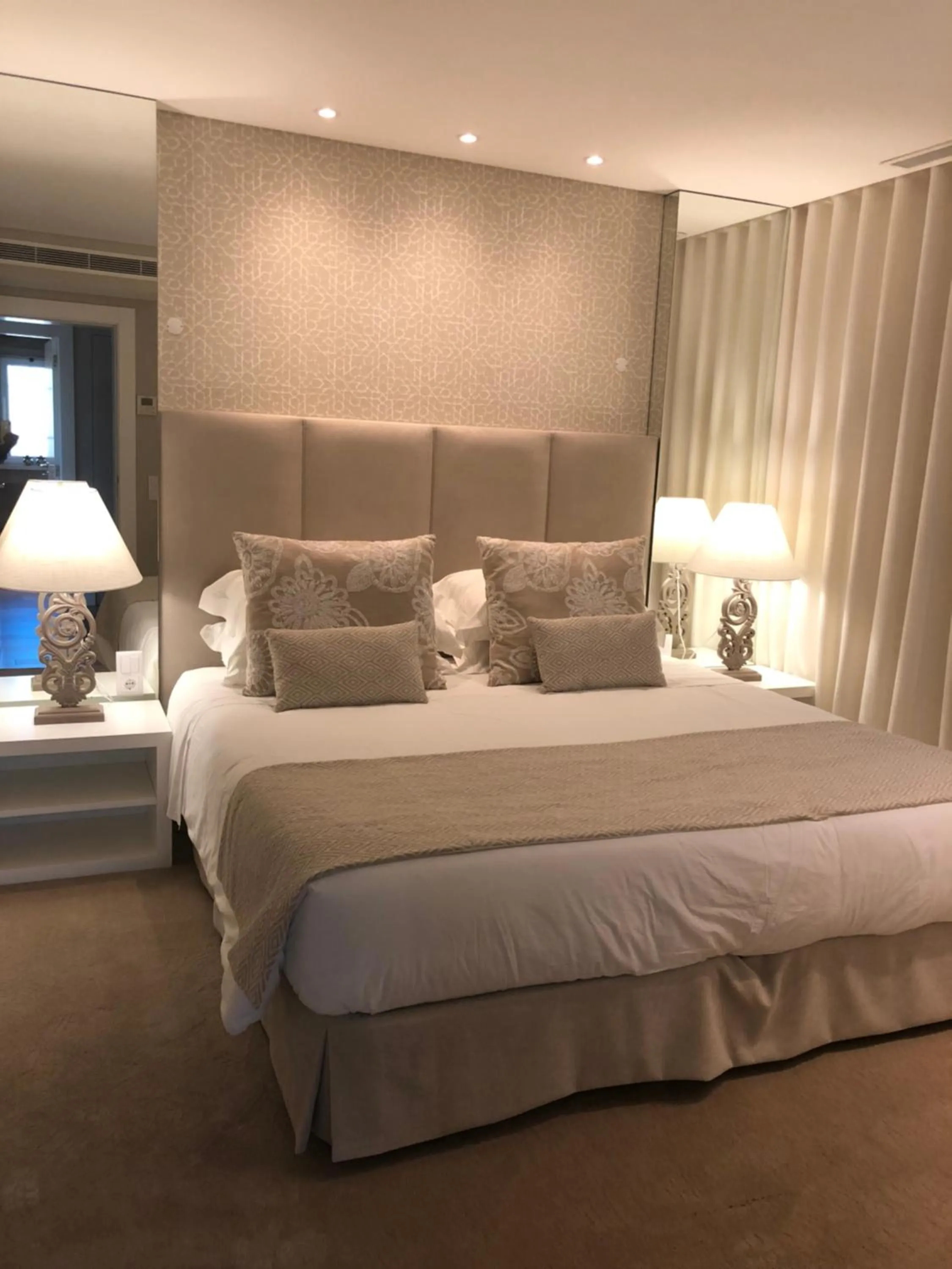 Bedroom, Bed in Vila Balaia - Luxury Boutique Villas