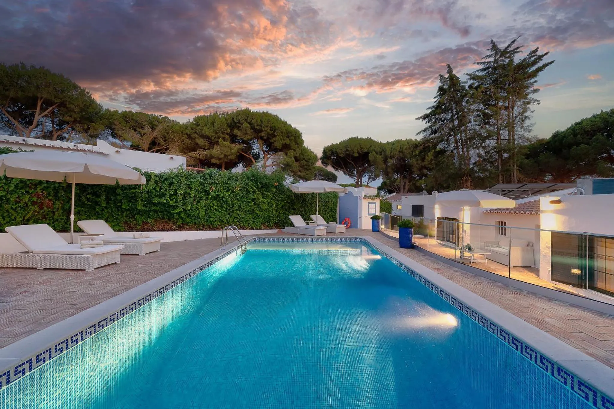 Swimming pool in Vila Balaia - Luxury Boutique Villas