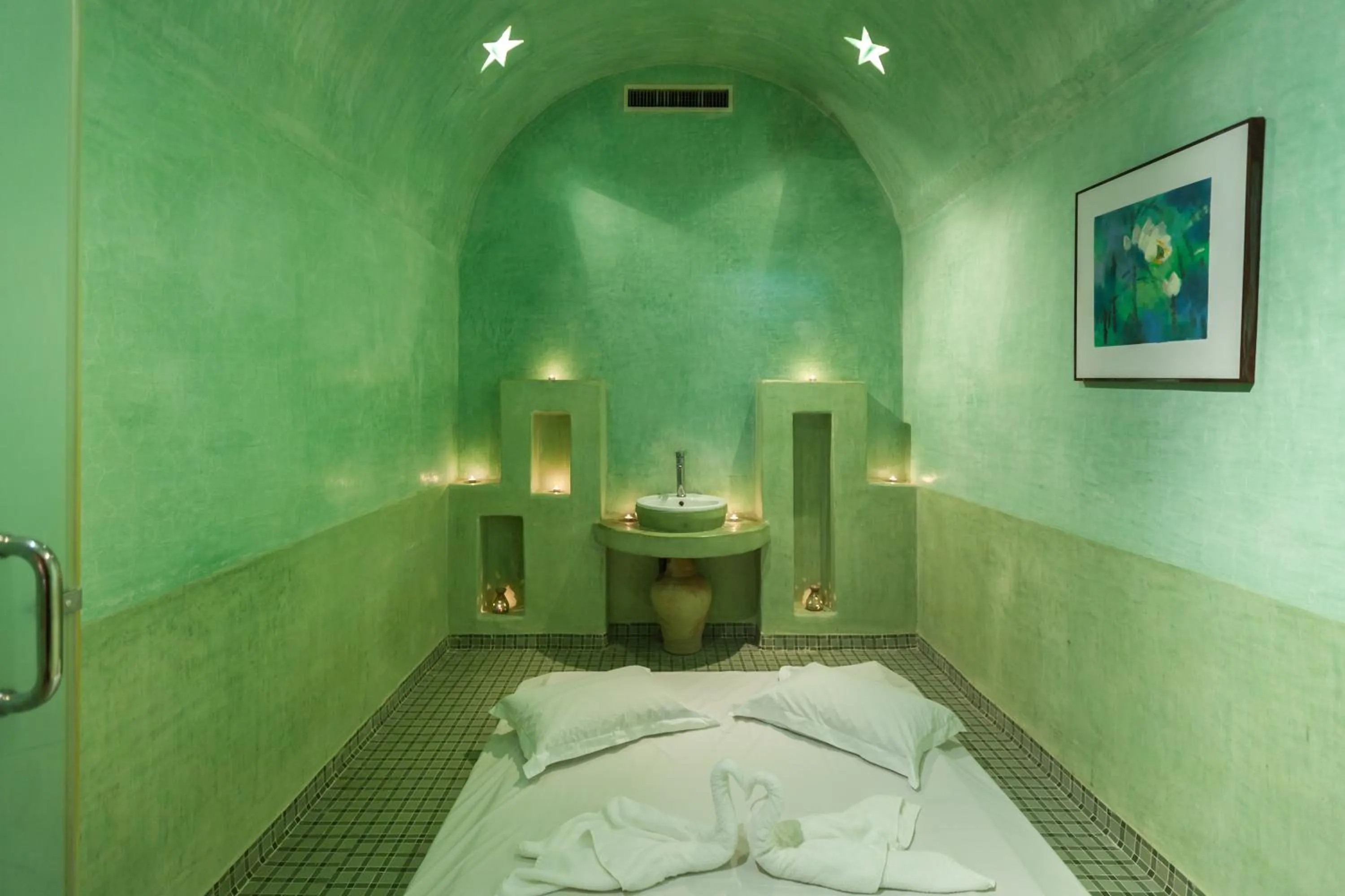 Bed in Africa Jade Thalasso