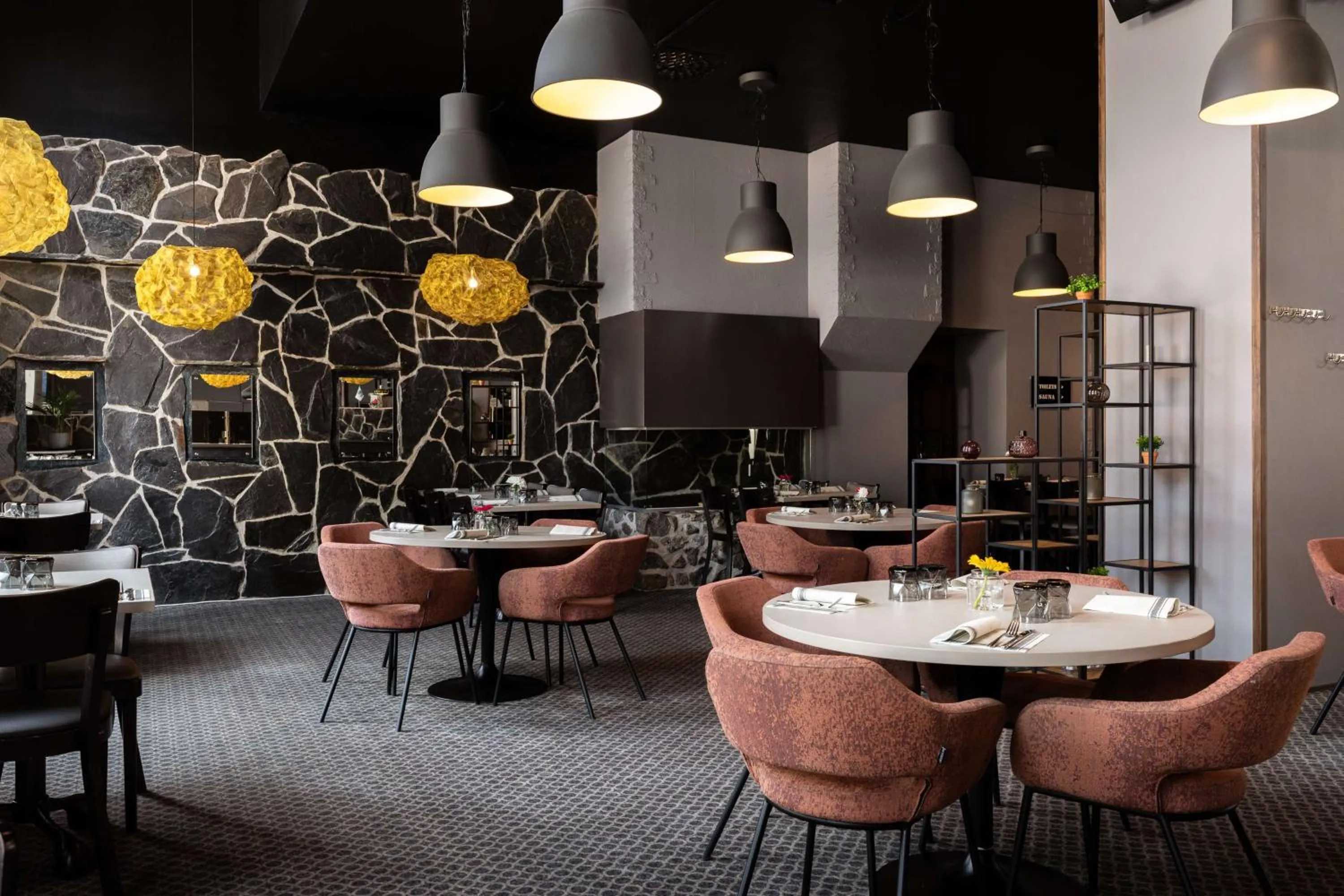 Restaurant/places to eat in Scandic Vaasa