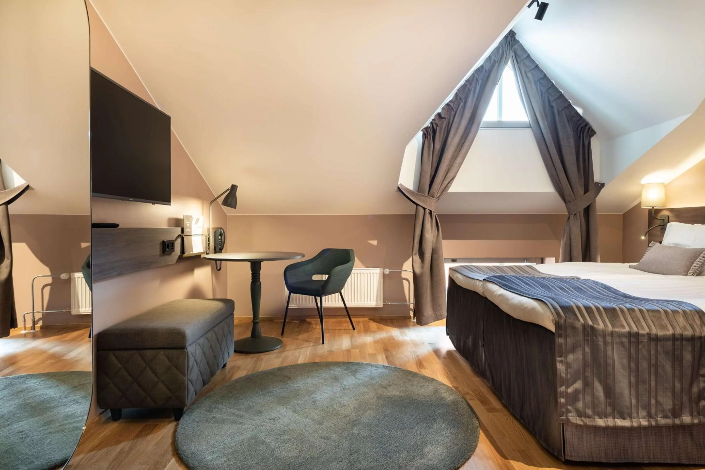 Bedroom, Bed in Scandic Vaasa