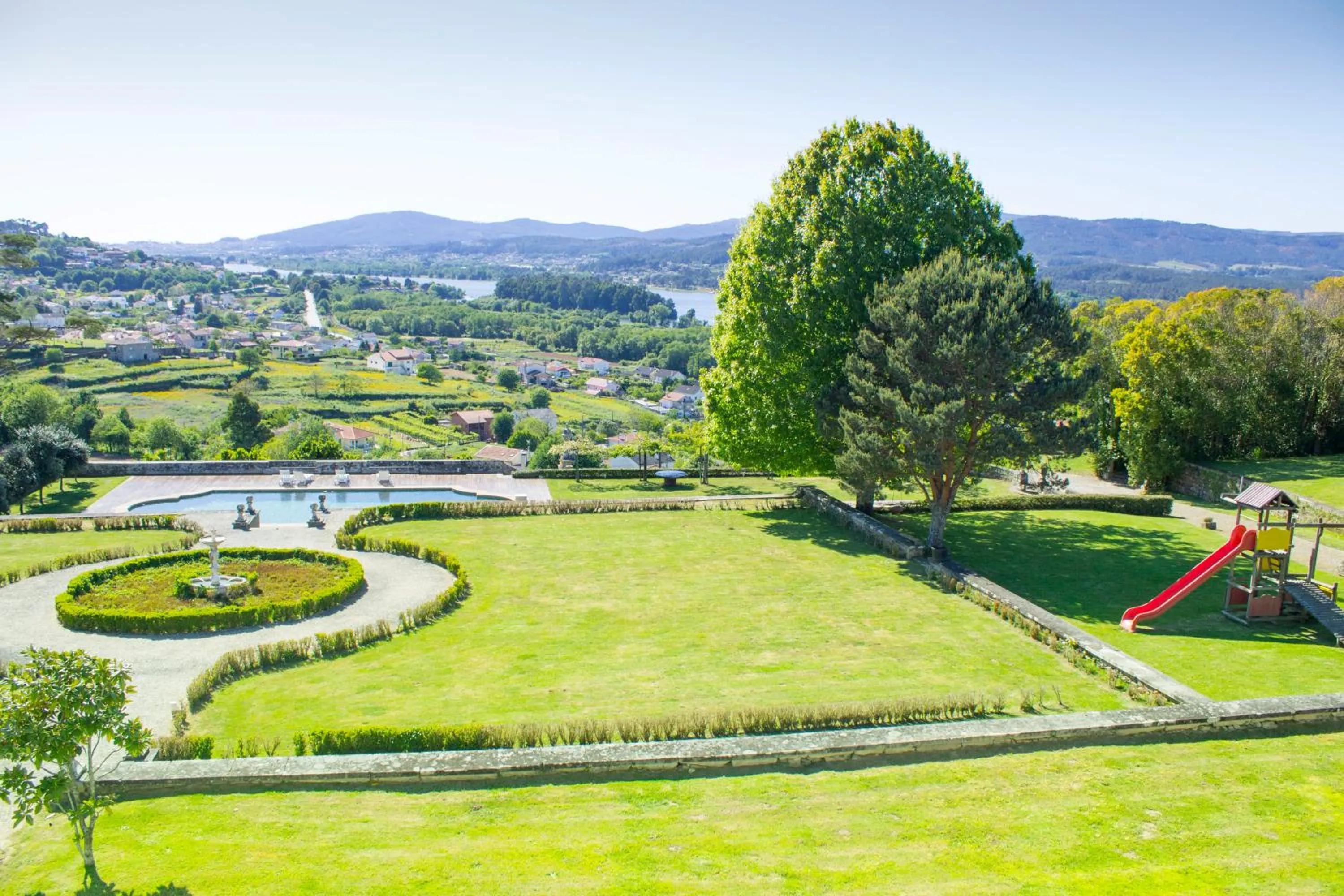 Garden view in Boega Hotel