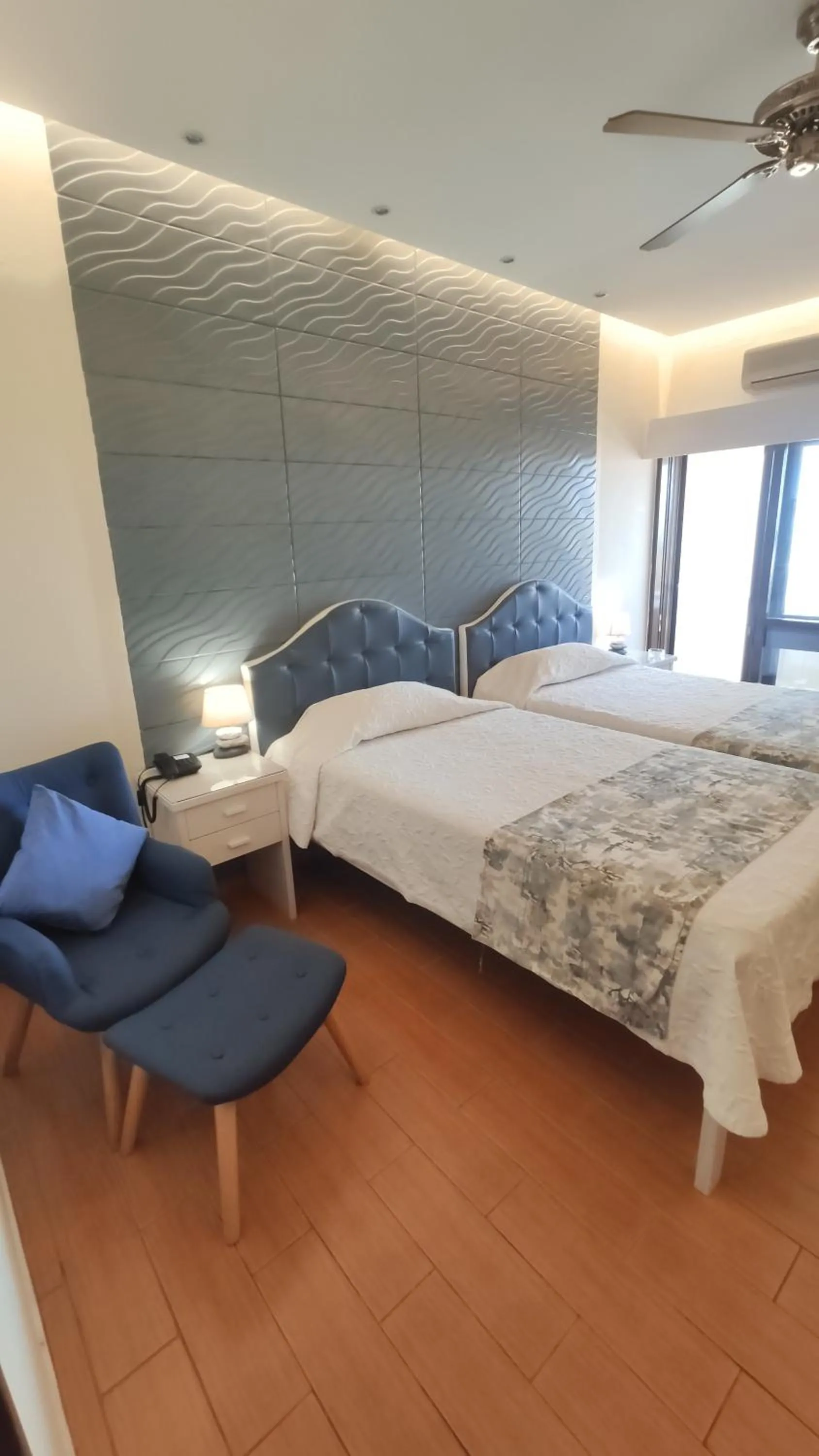 Bedroom, Bed in Aeromar Beach Hotel