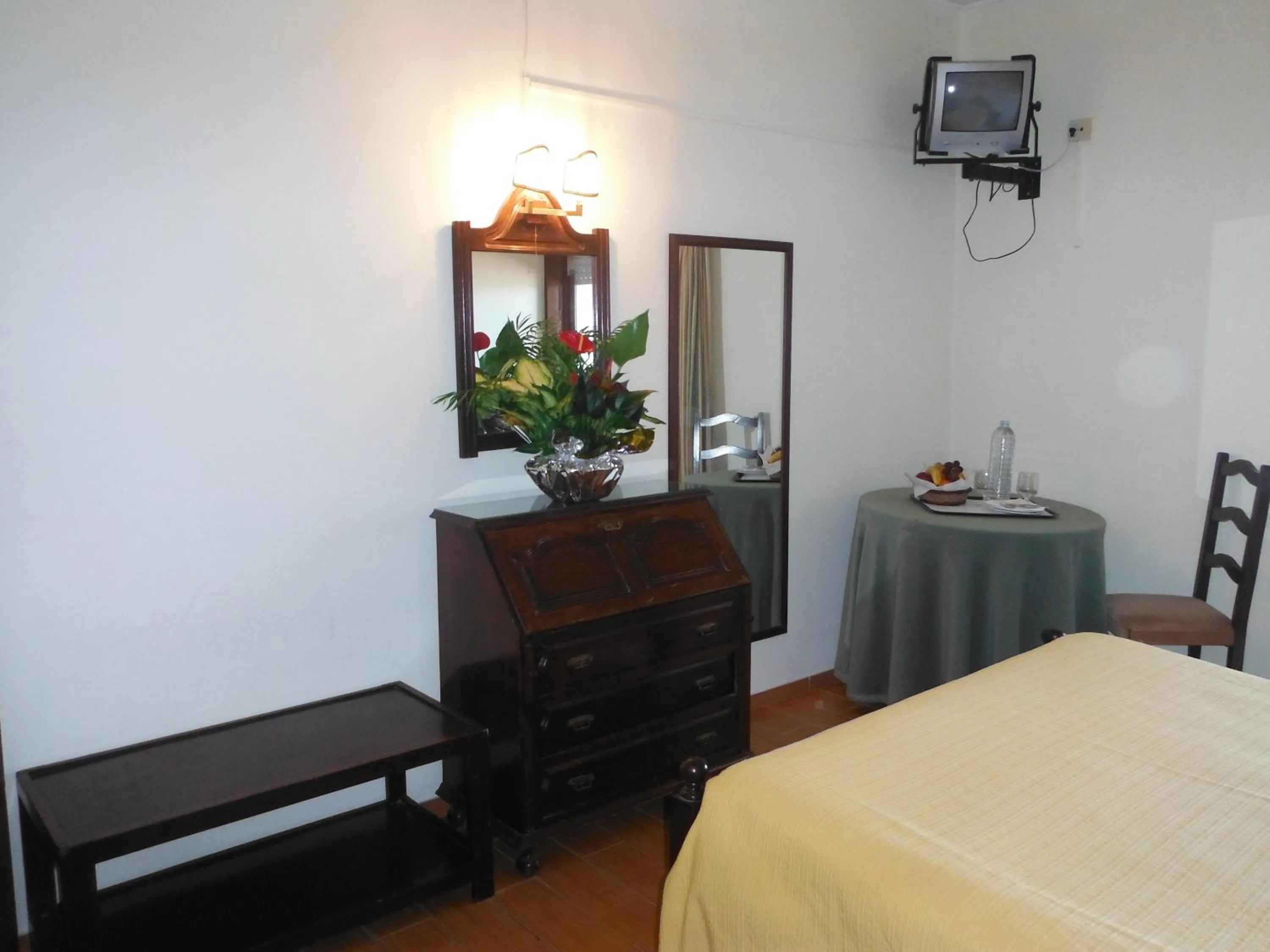 Bedroom, Bed in Aeromar Beach Hotel