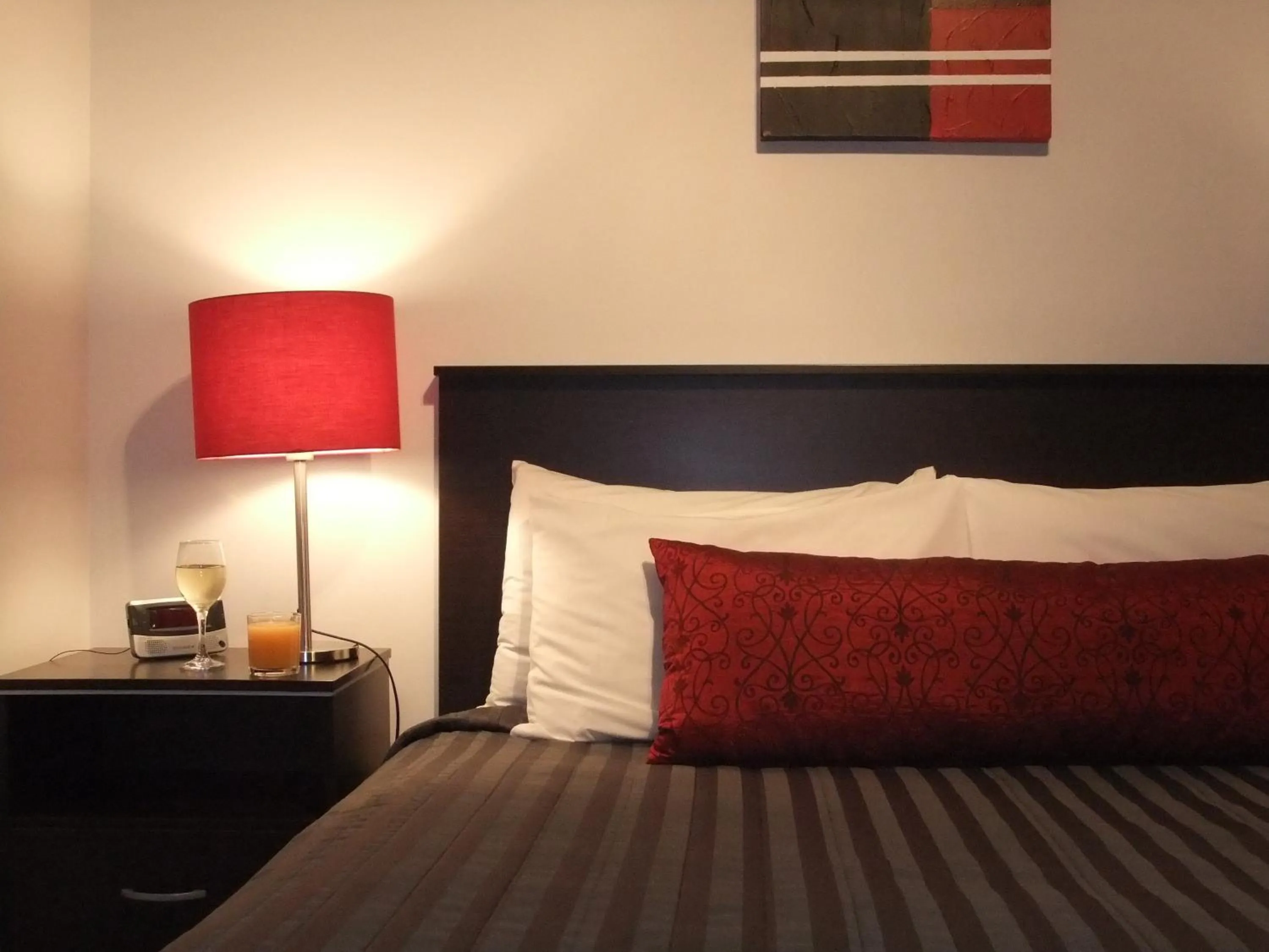 Bed in 83 By The Sea Motor Lodge