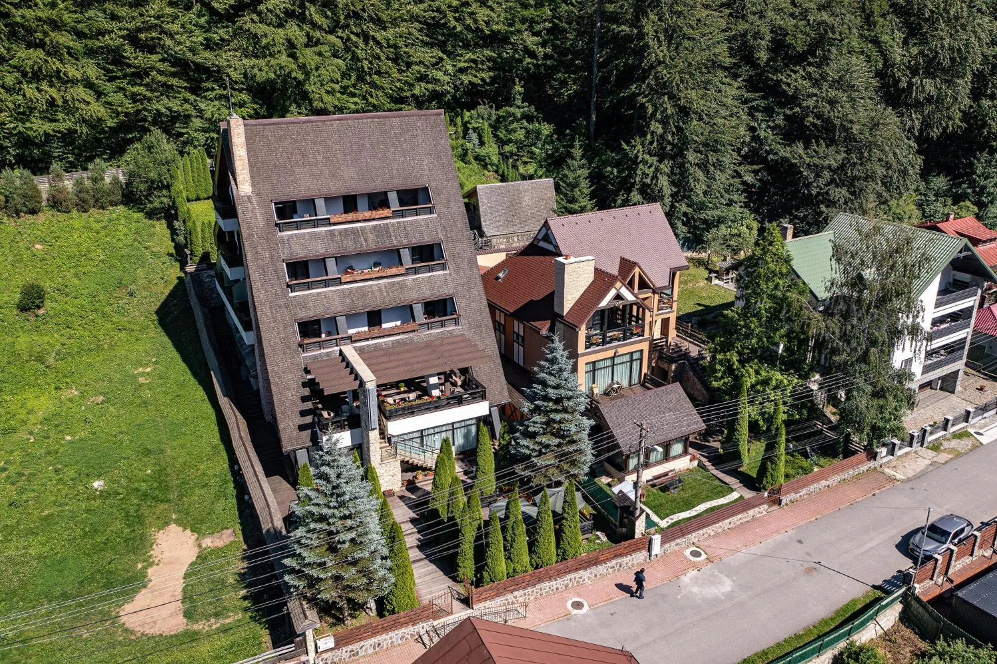 Property building in Casa Freya