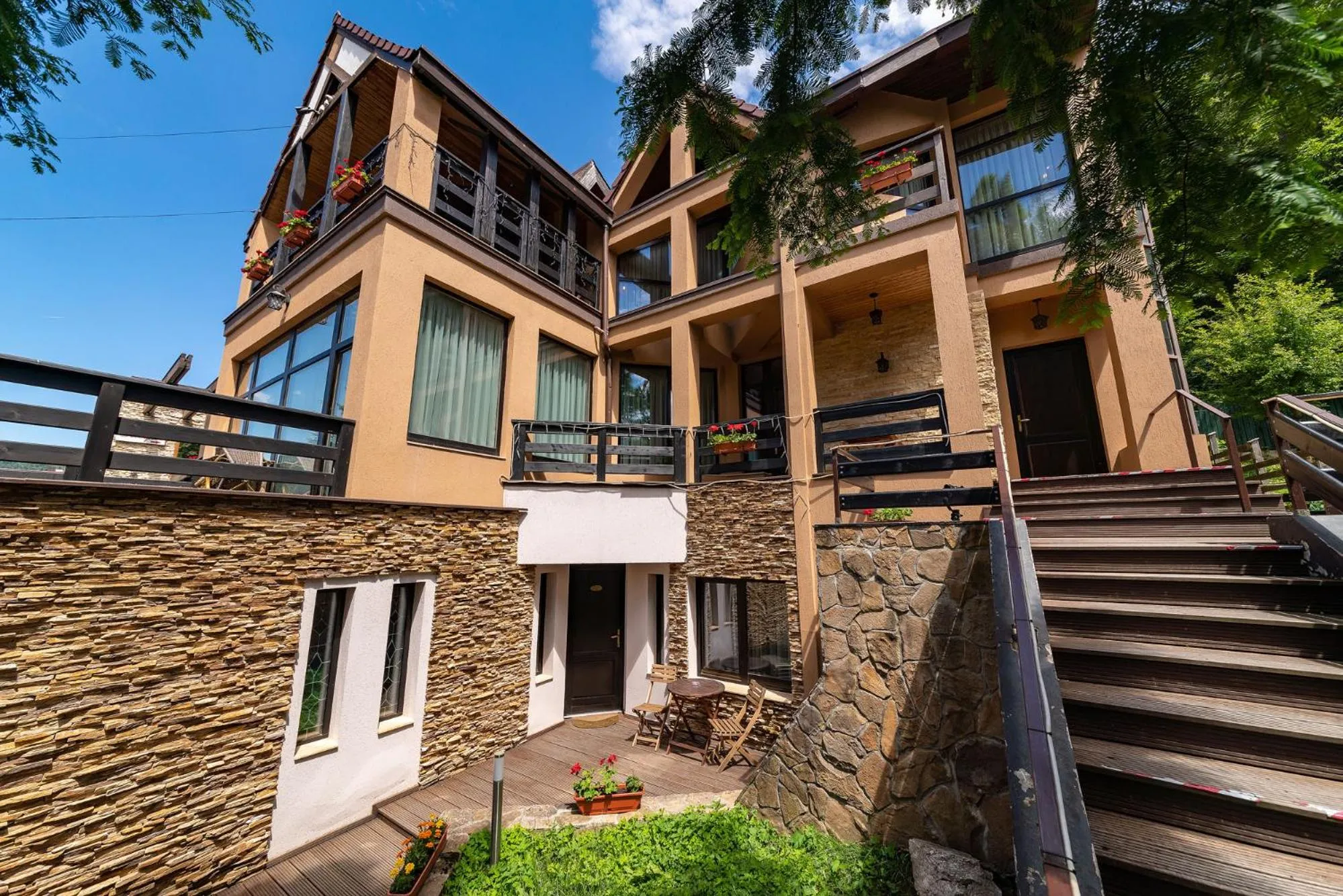 Property building in Casa Freya