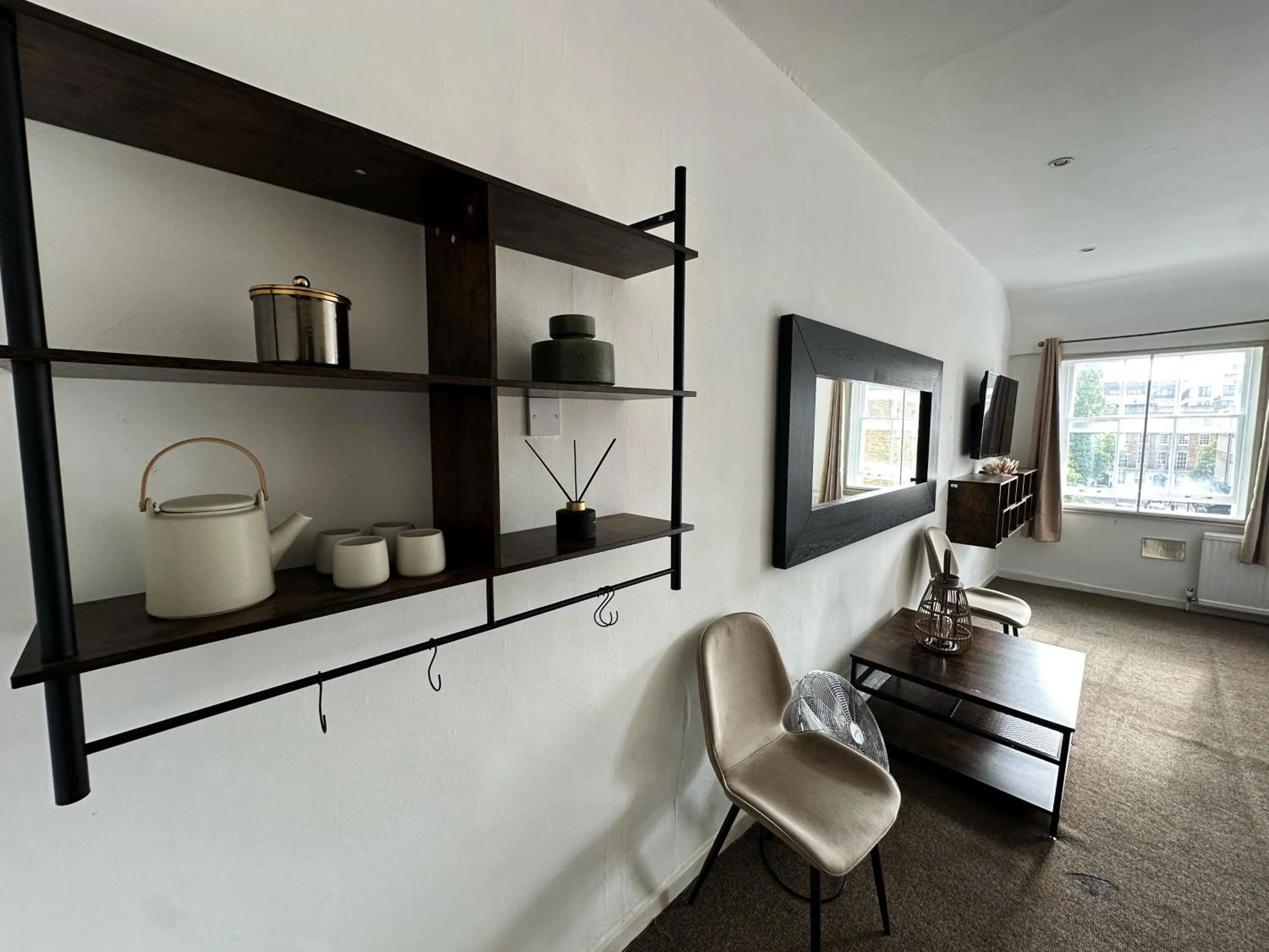 Bedroom in Somerset Hotel Baker Street London