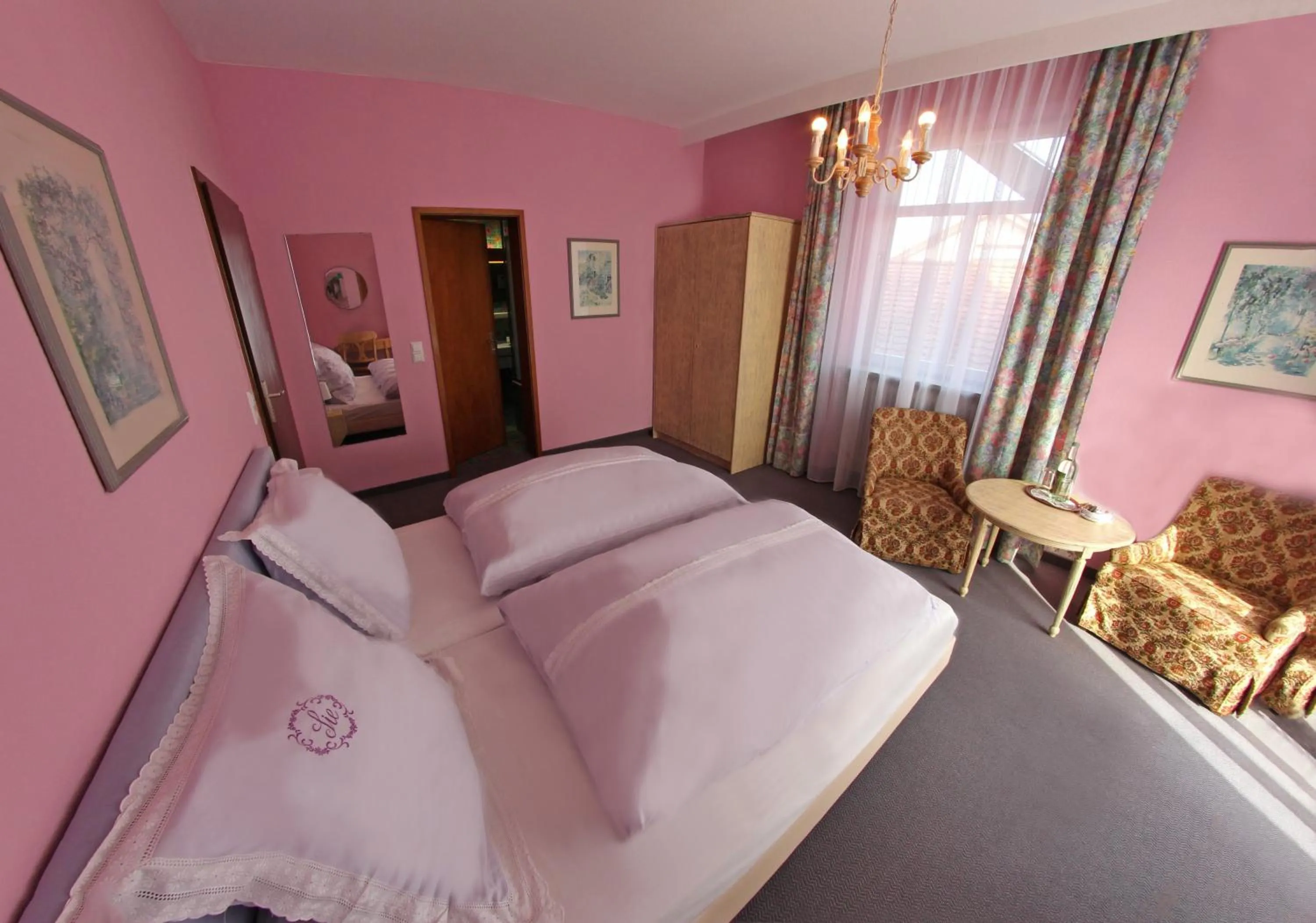 Bed in Gesundheitshotel Rössle