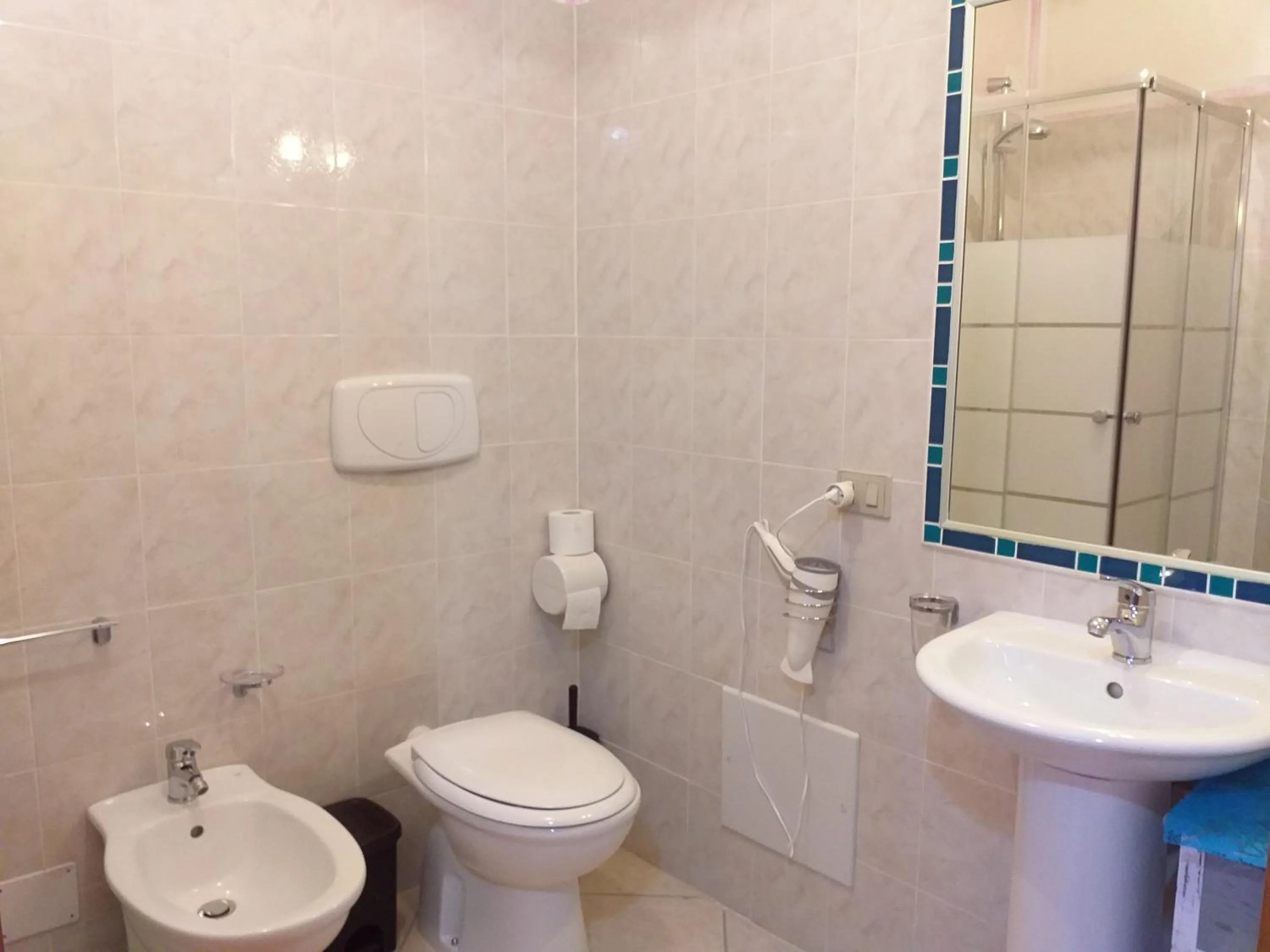 Shower in B&B Il Girasole