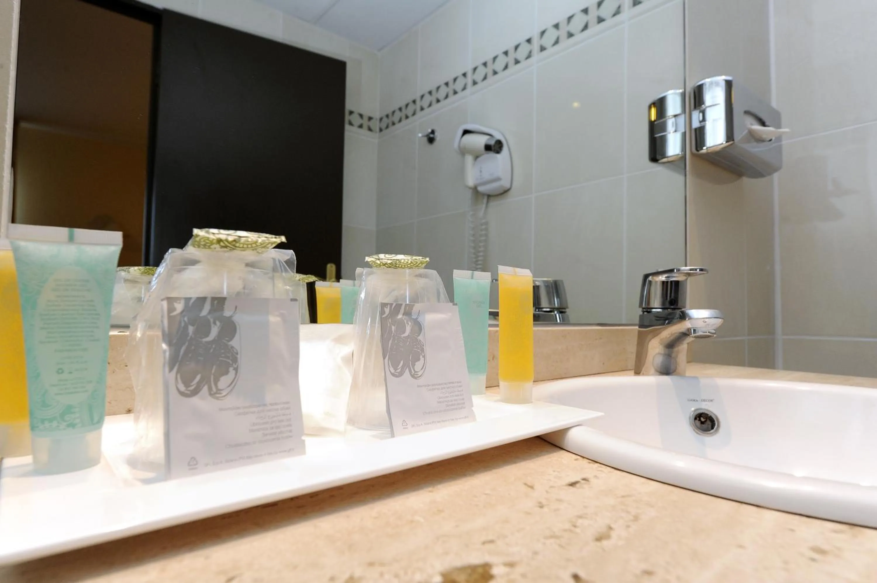 Comfort Double Room in Aeroport Hotel - Parc Expo