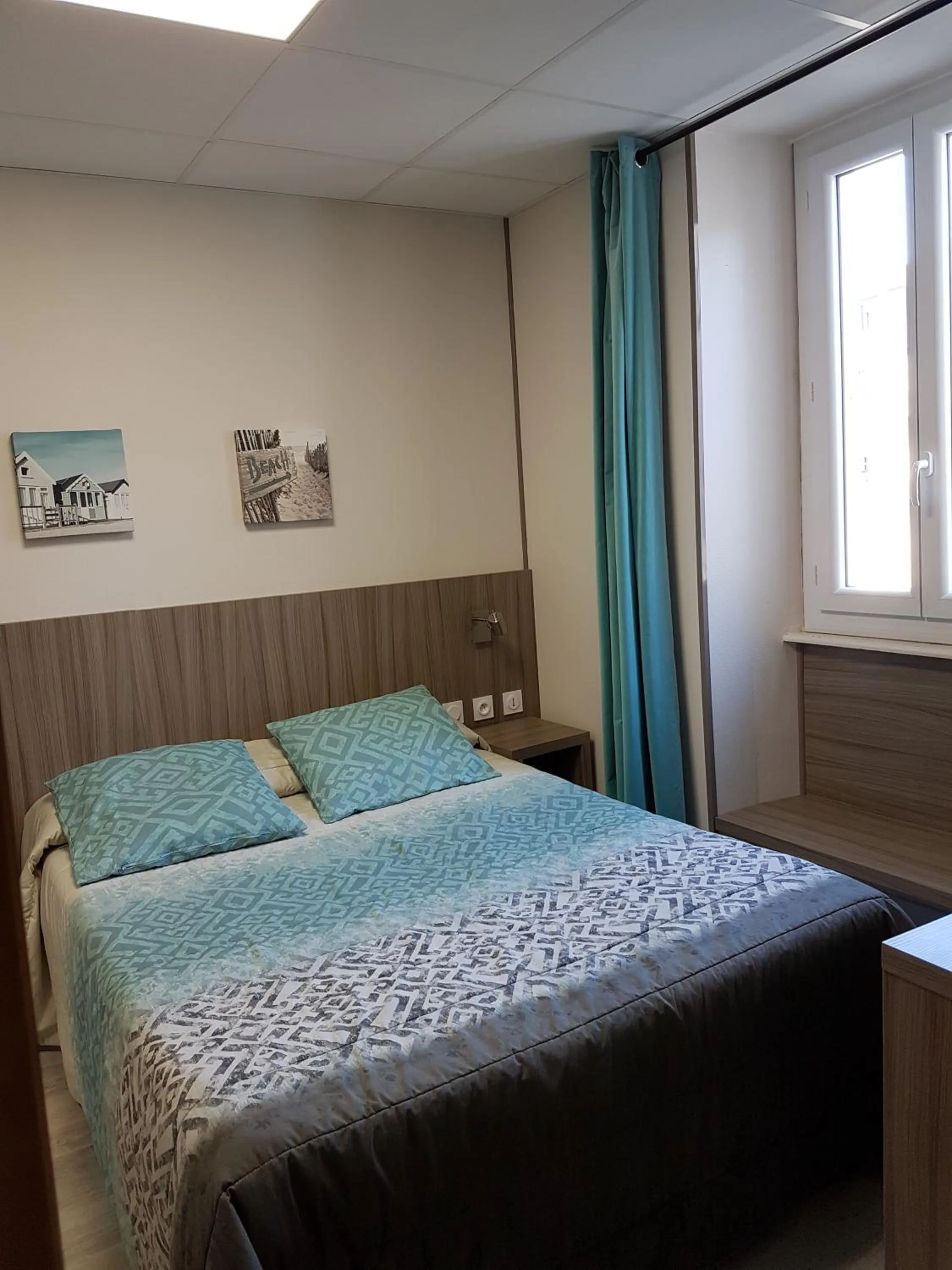 Bedroom, Bed in Hôtel Concorde - Rodez Centre Ville