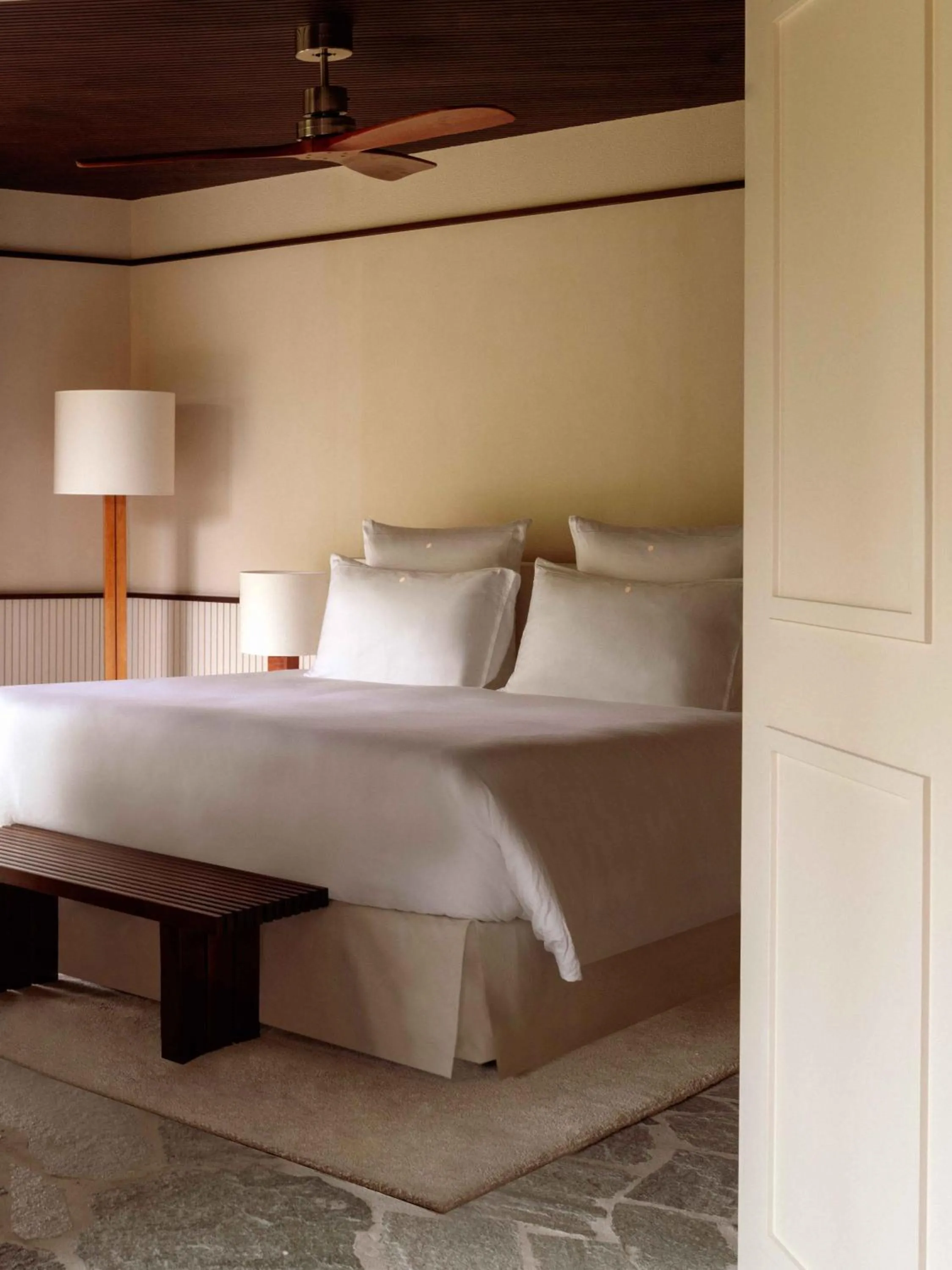 Bedroom, Bed in Cap d'Antibes Beach Hotel