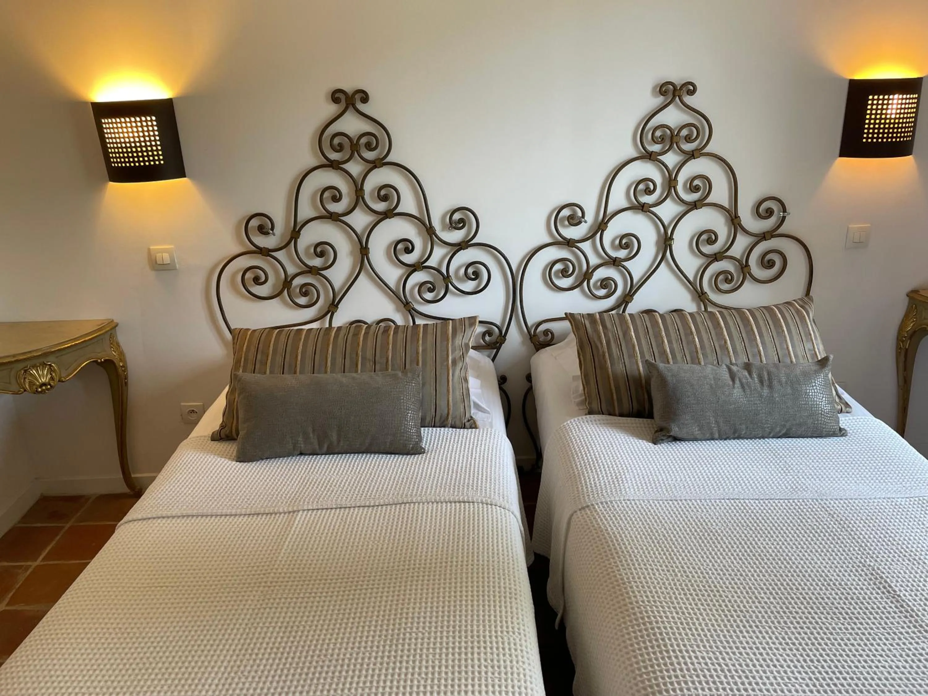 Bed in Le Relais Des Chartreuses