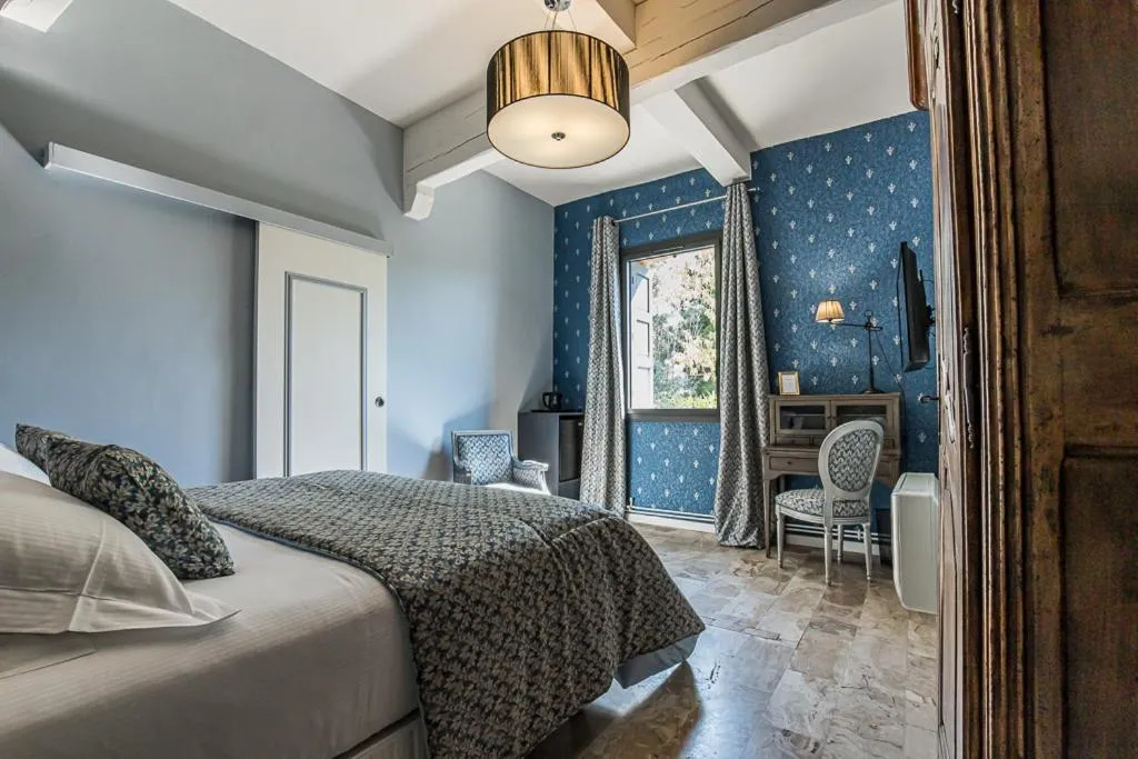 Bed in Le Relais Des Chartreuses