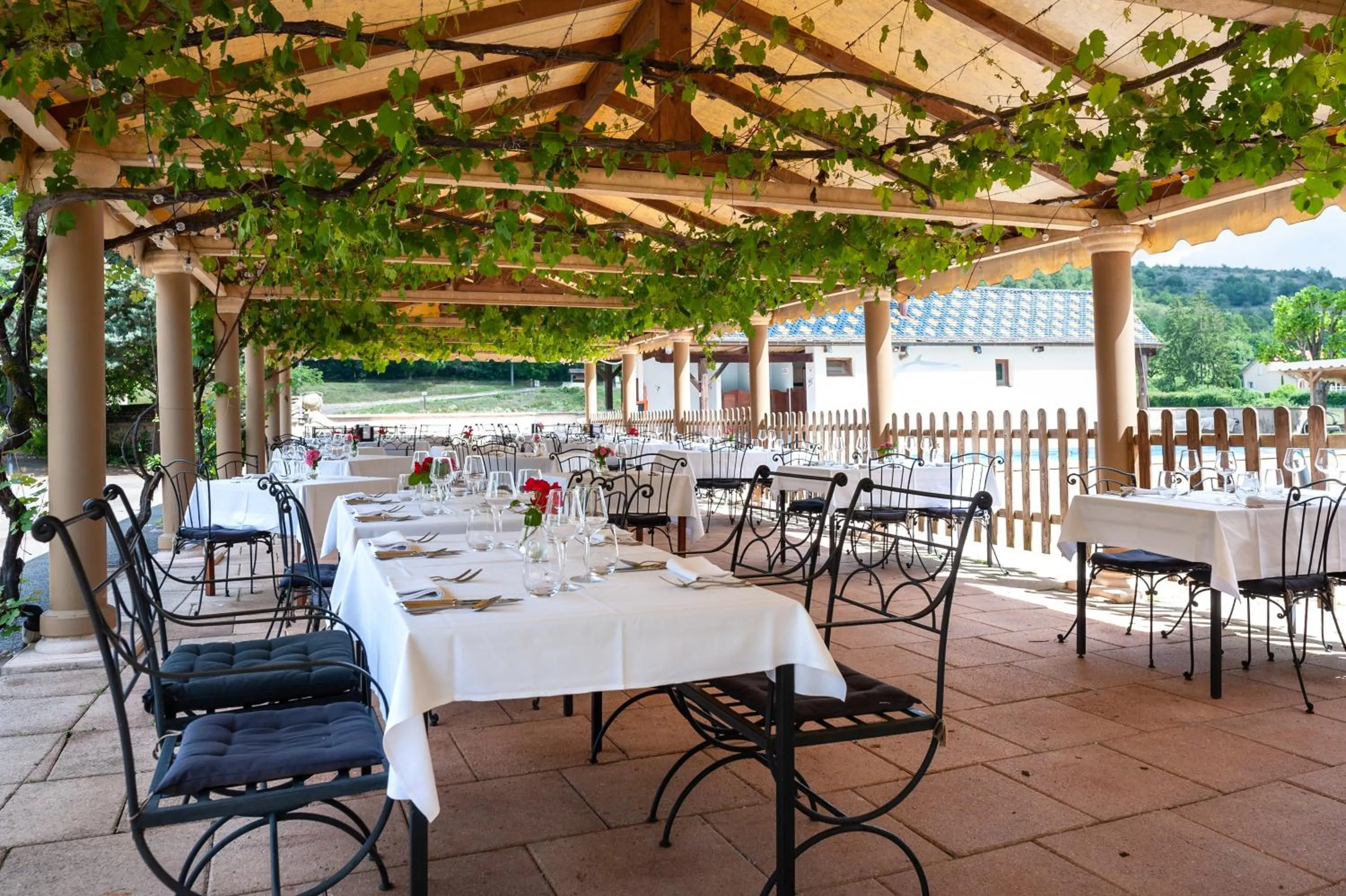 Patio in Hôtel La Gentilhommière
