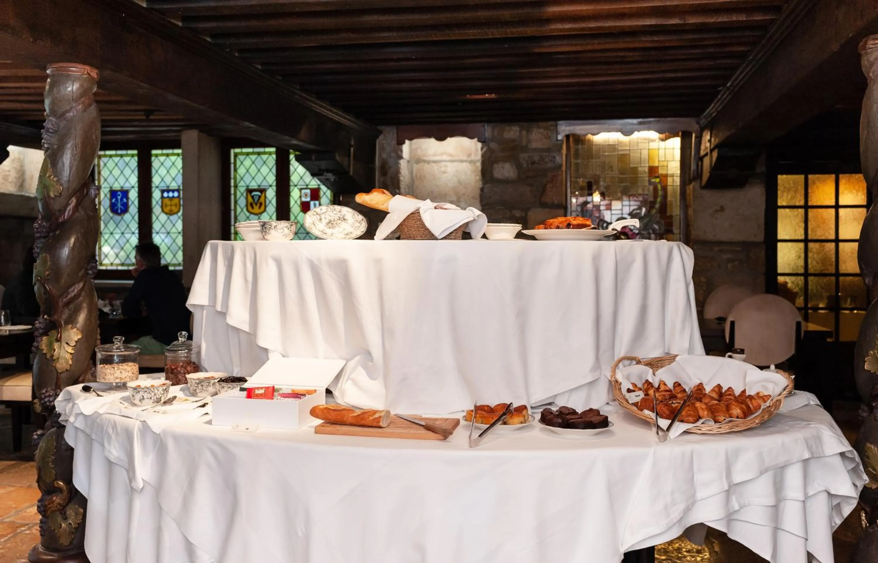 Buffet breakfast in Hôtel La Gentilhommière