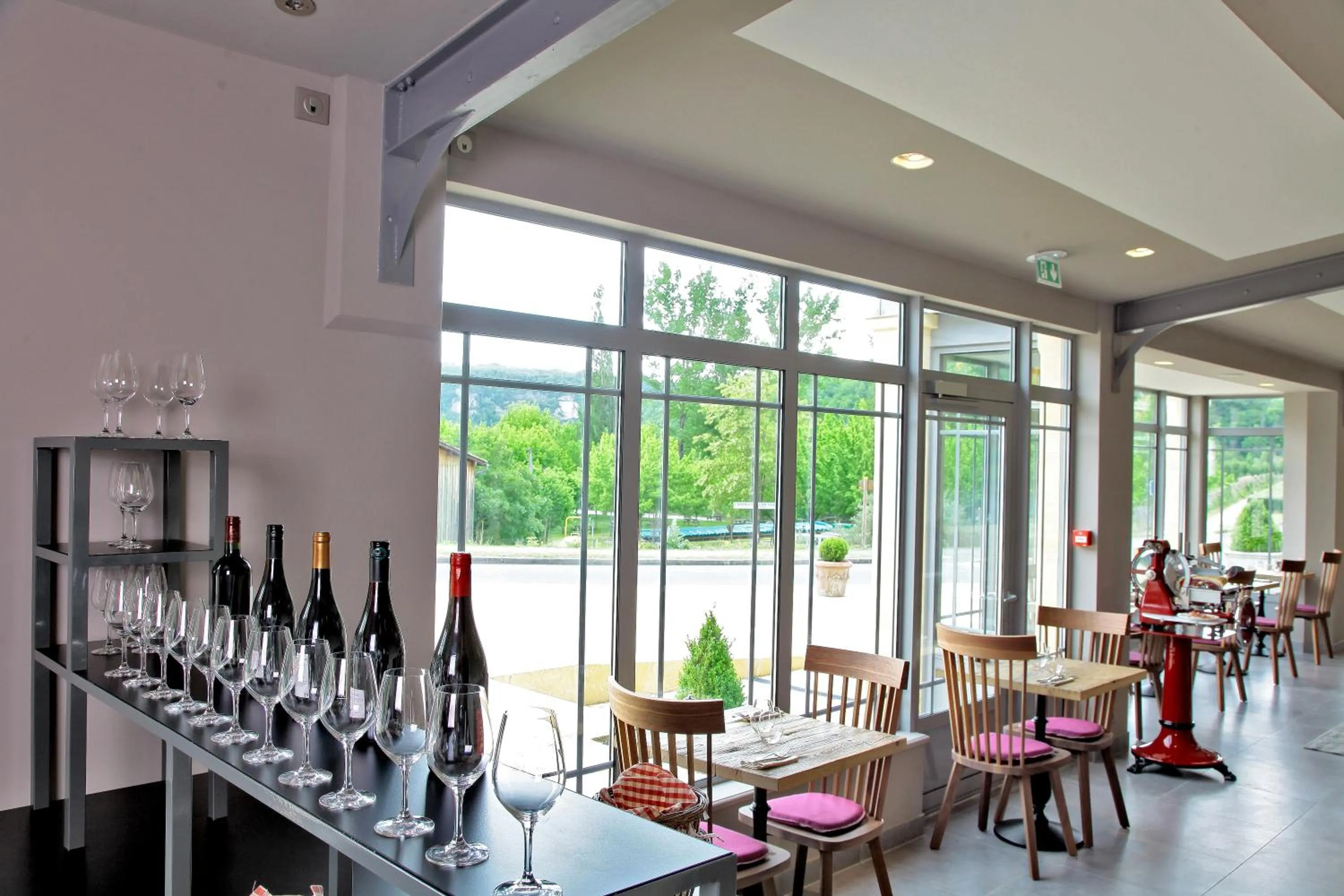 Restaurant/places to eat in Les Glycines - Hôtel & Spa - Teritoria