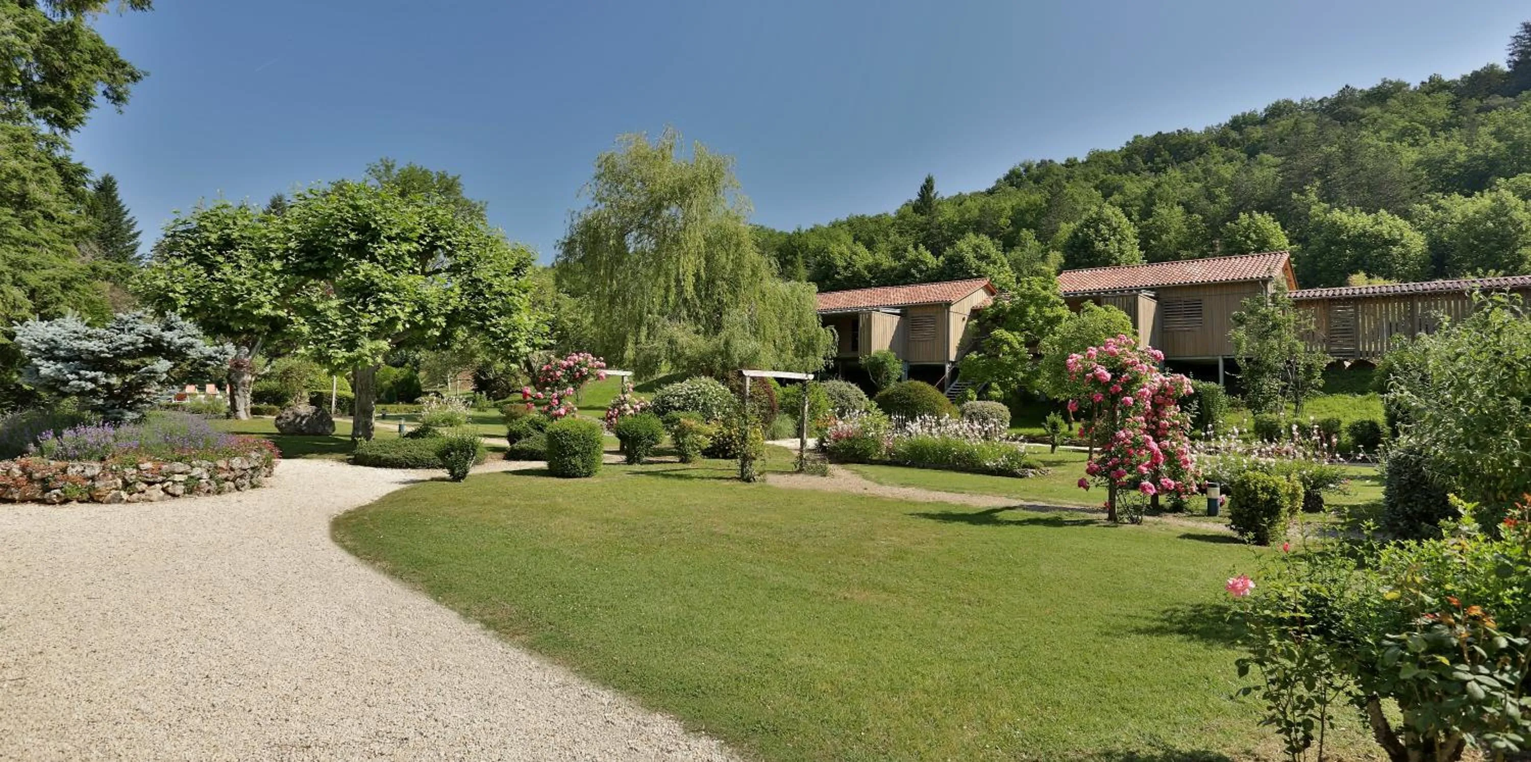 Garden in Les Glycines - Hôtel & Spa - Teritoria