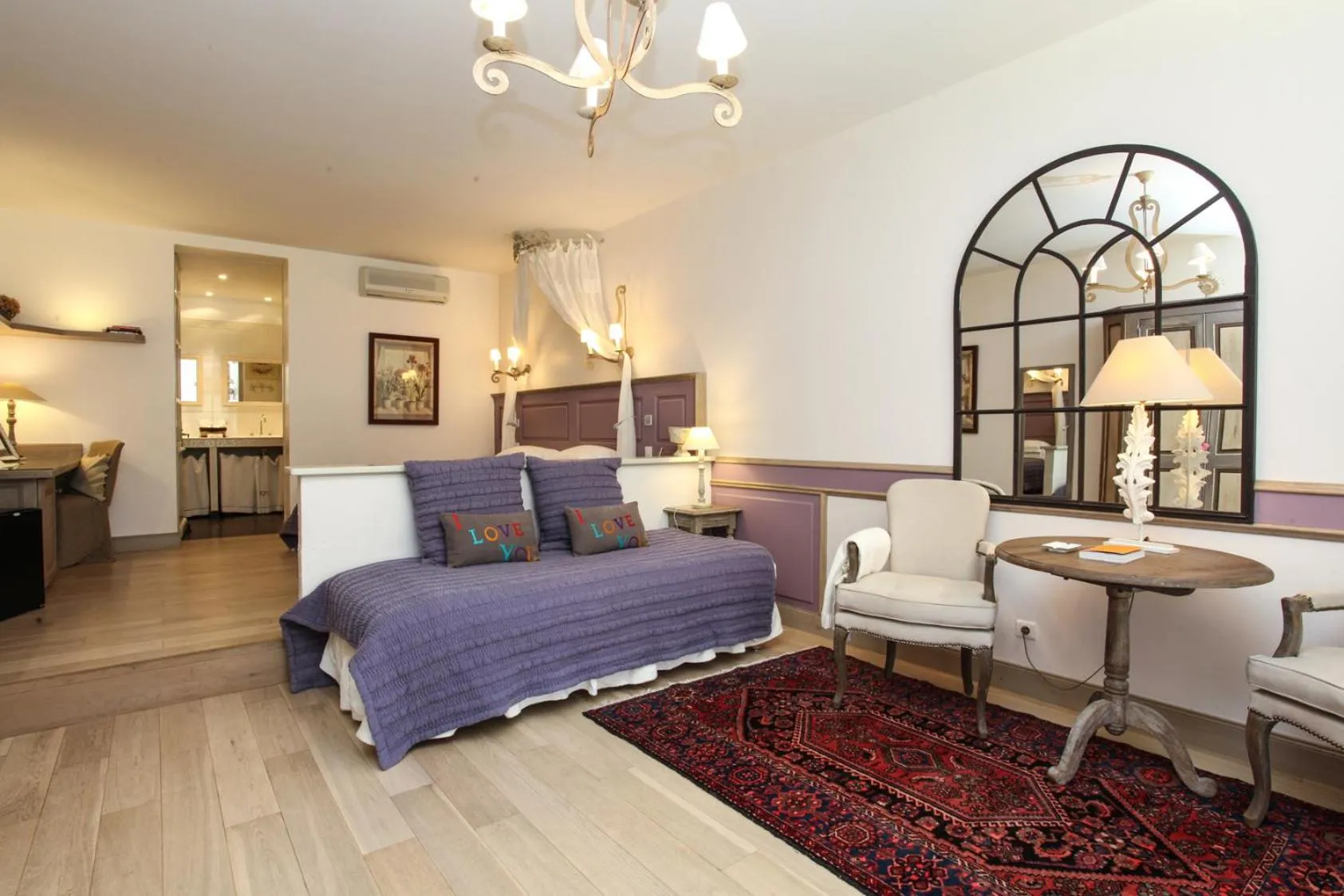 Photo of the whole room in Les Glycines - Hôtel & Spa - Teritoria