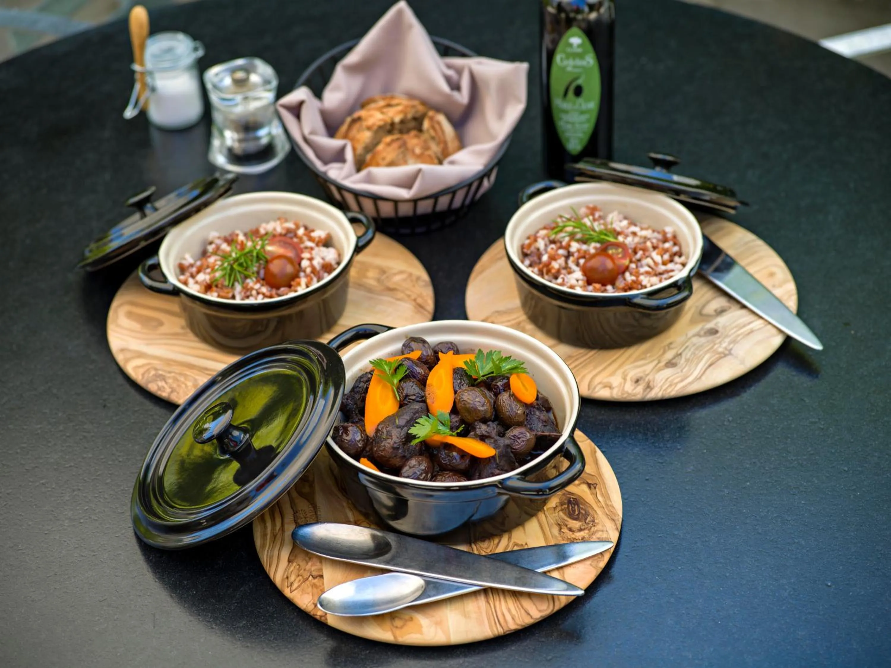 Restaurant/places to eat in Mas de l'Oulivié