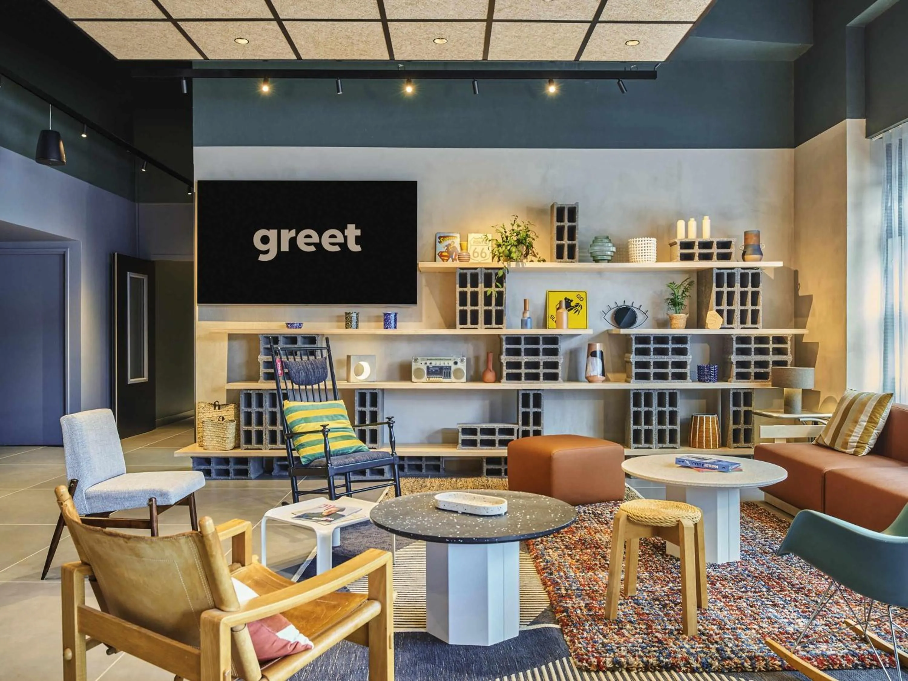 Breakfast in Greet Hotel Paris porte de la Chapelle - Aréna