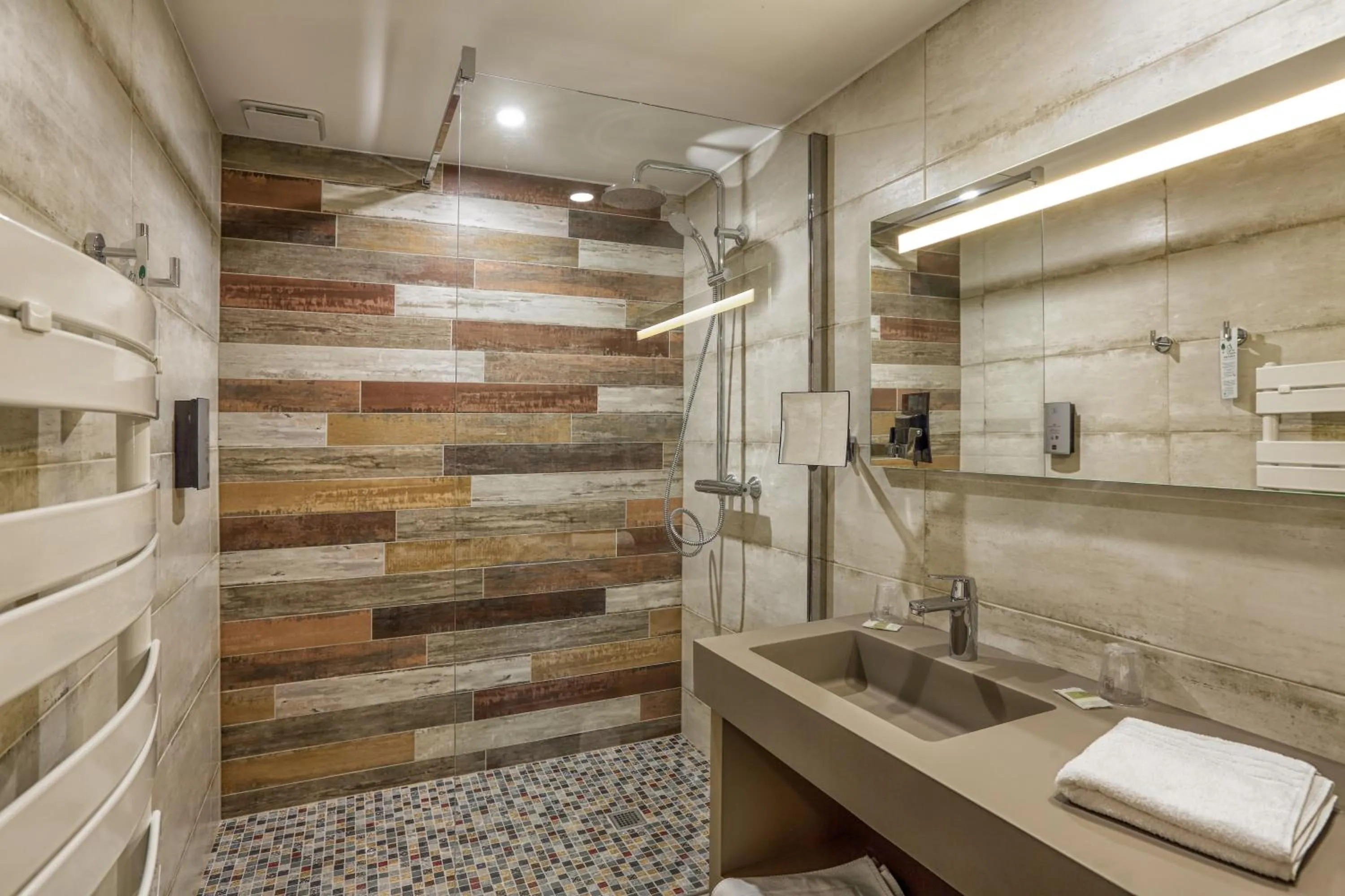 Bathroom in Hotel Restaurant Laborderie